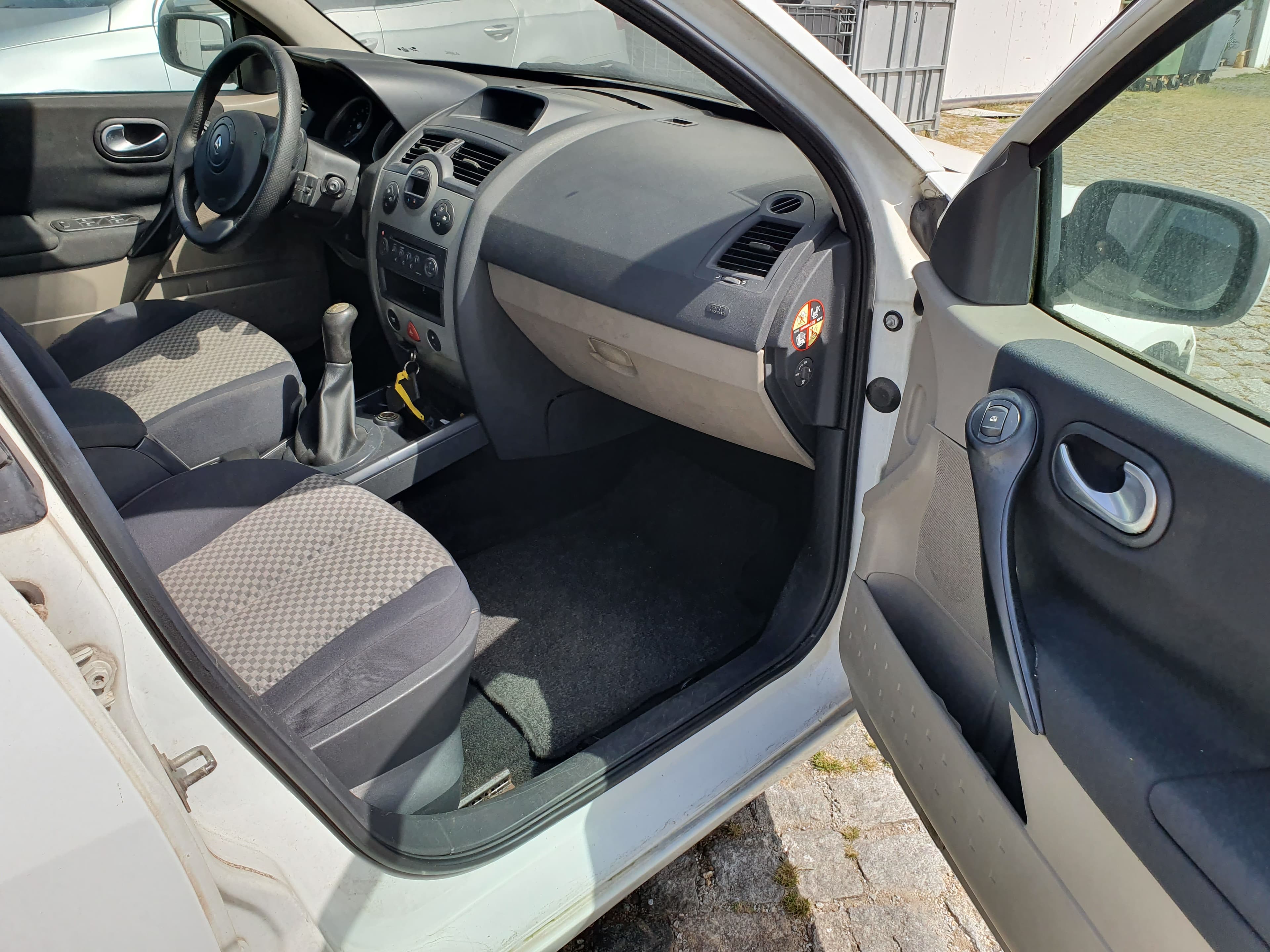 Renault Mégane · Ano 2004 — imagen 21