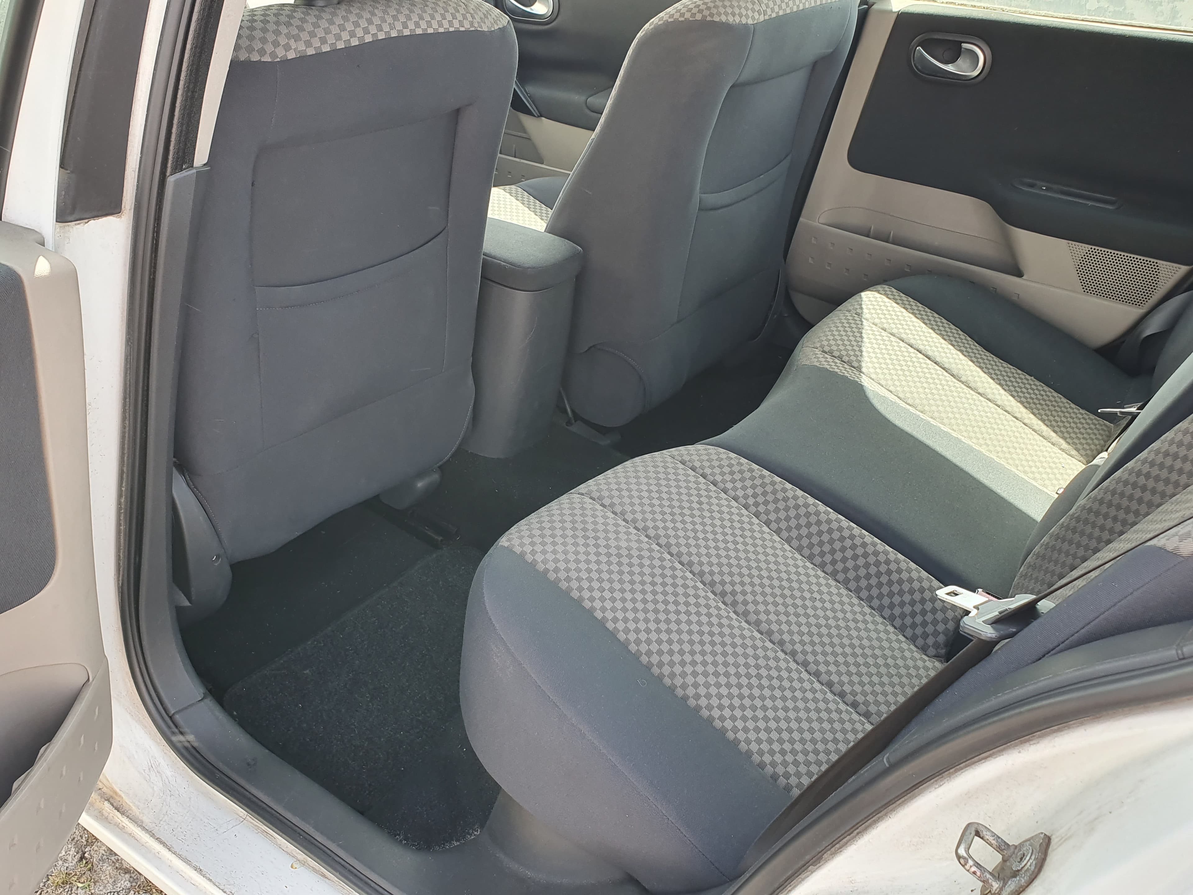 Renault Mégane · Ano 2004 — imagen 15