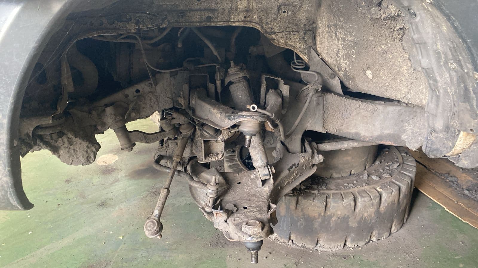 Nissan  Hard body NP300 — image 3