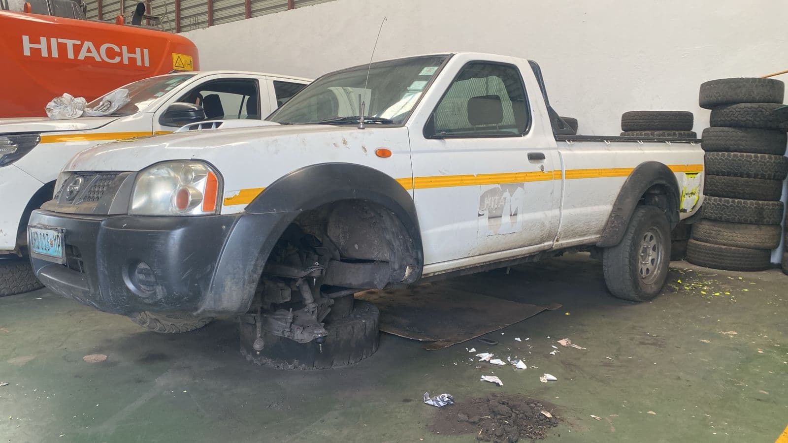 Nissan  Hard body NP300 — image 6