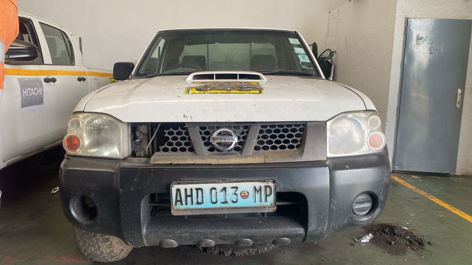 Nissan  Hard body NP300 — image 1