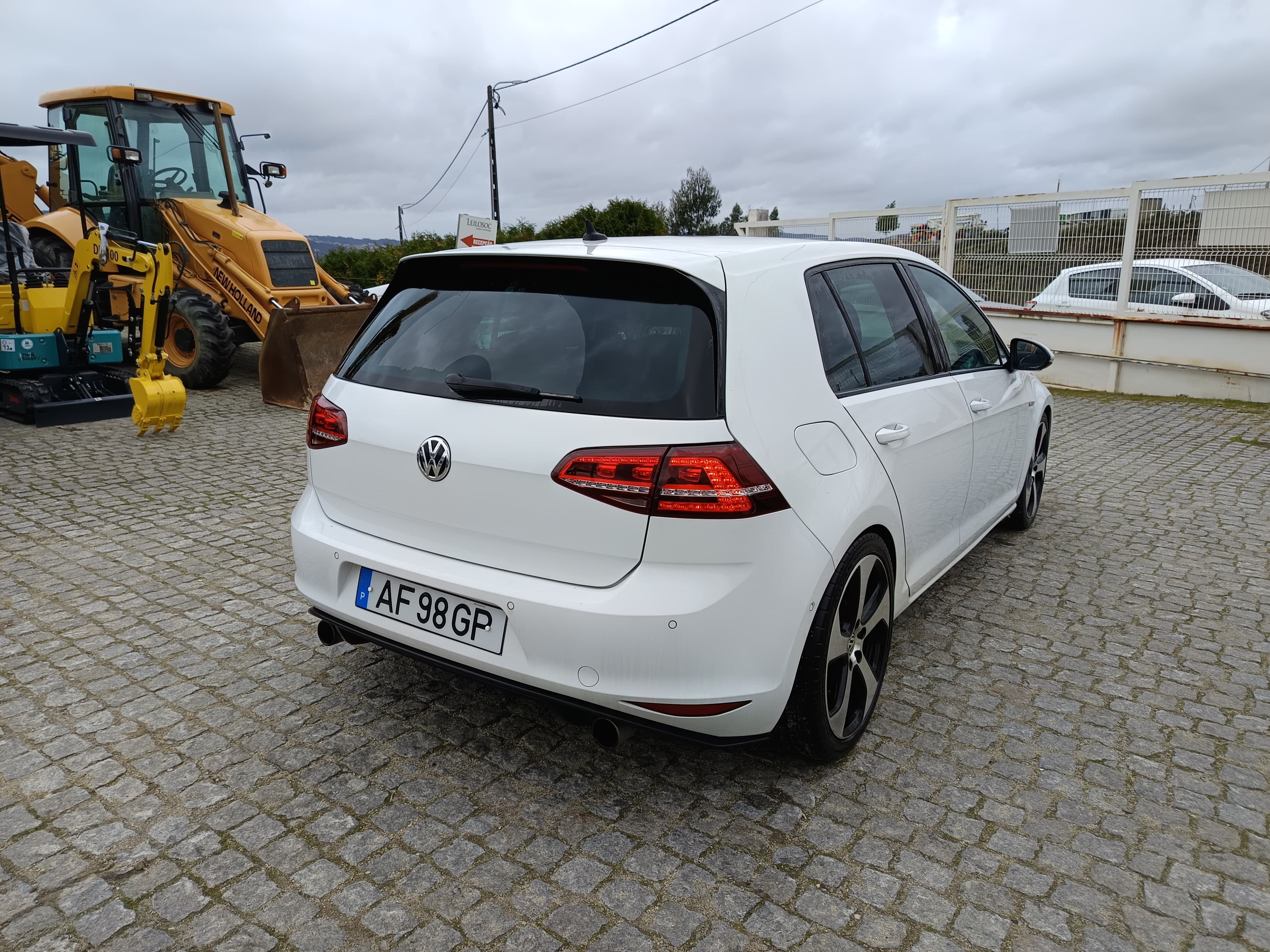 Volkswagen Golf GTI · Ano 2016 — imagen 5