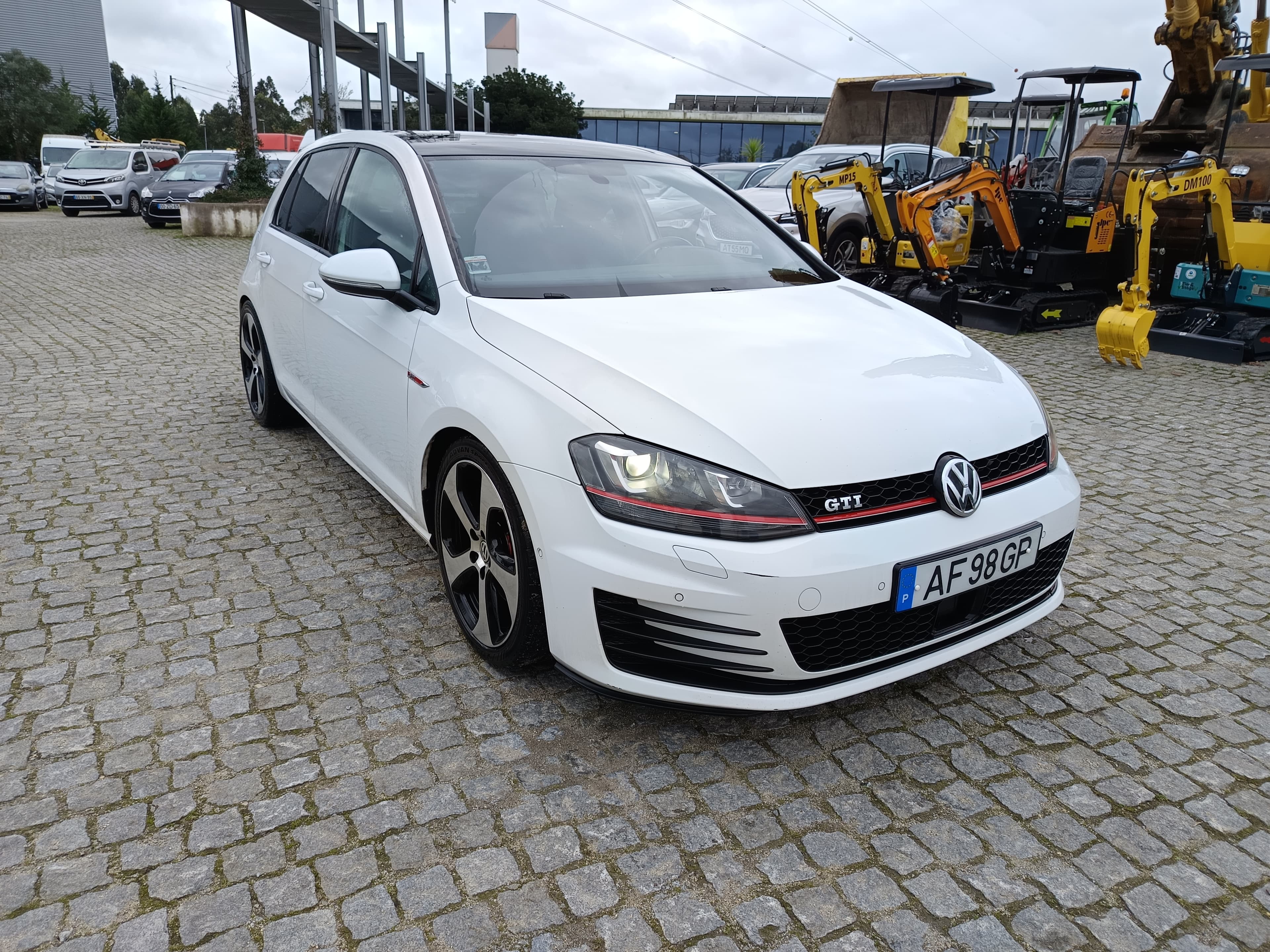 Volkswagen Golf GTI · Ano 2016 — imagen 3