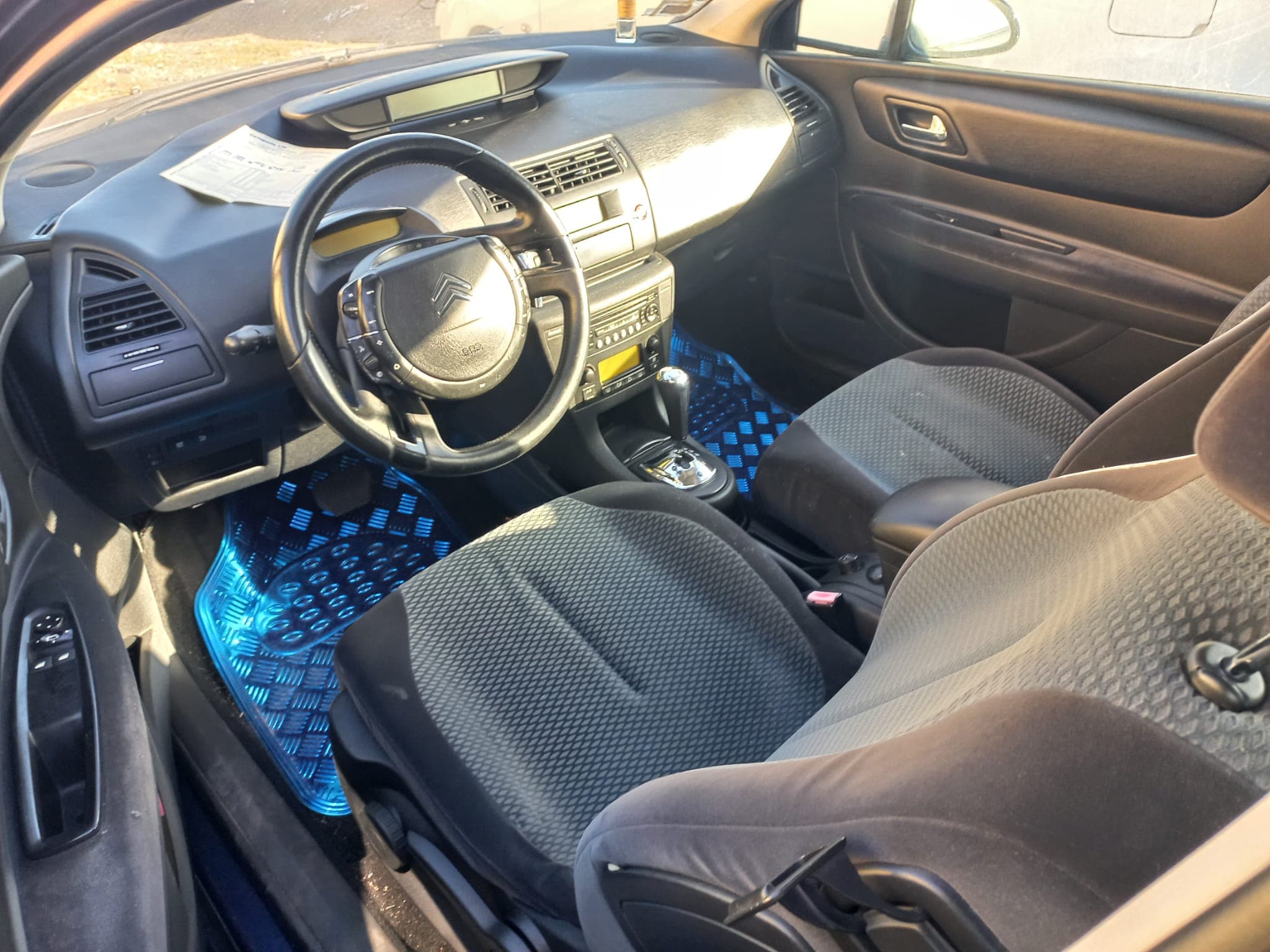 Citroën C4 — image 12