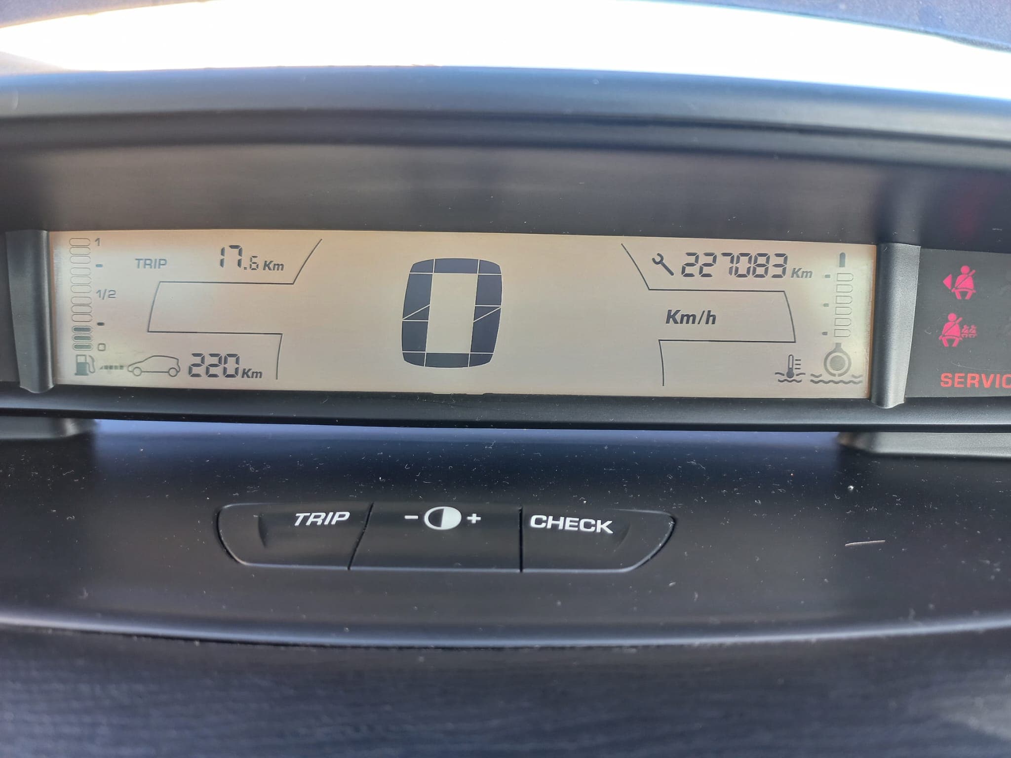 Citroën C4 — image 17