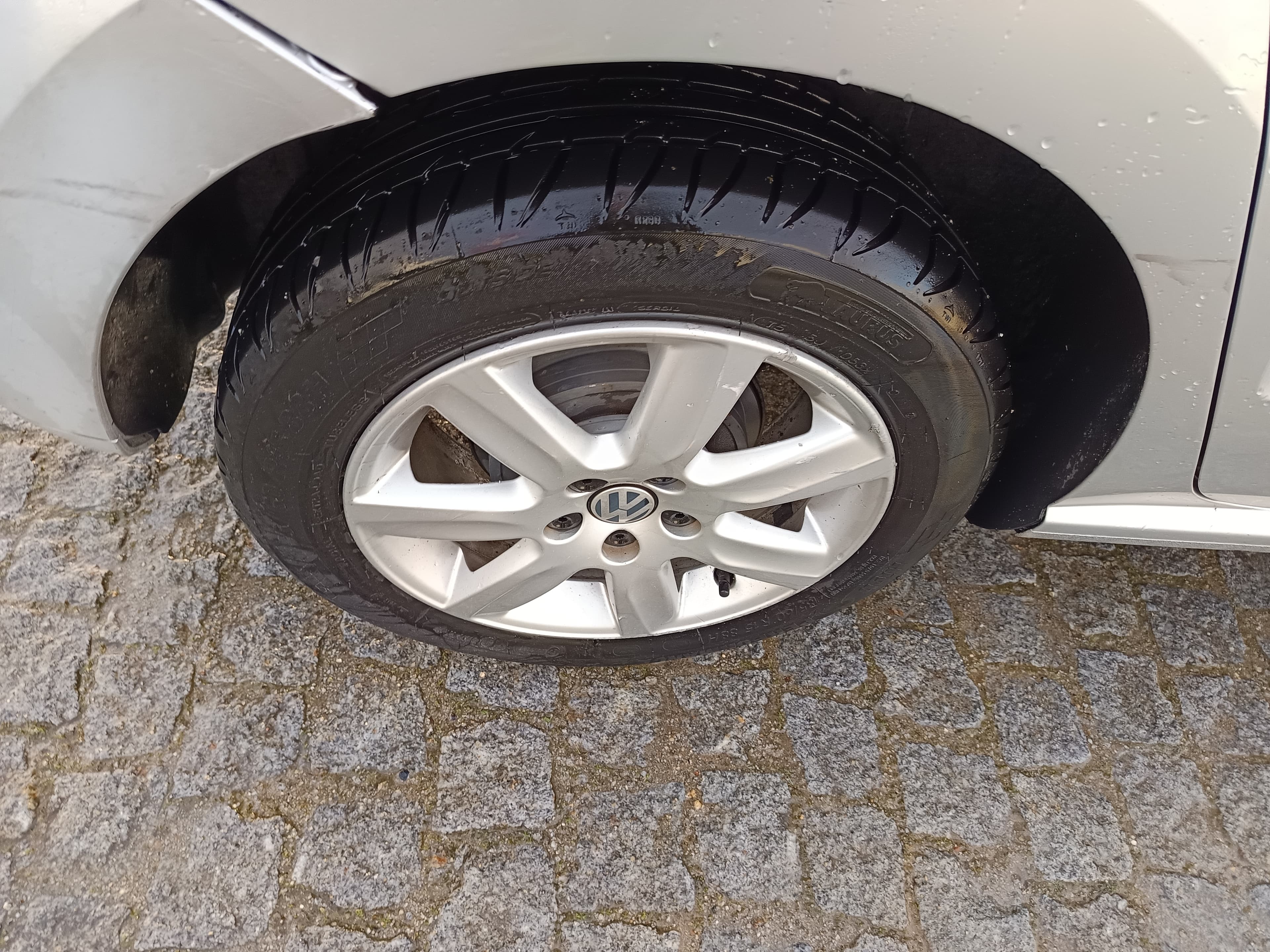 Volkswagen Polo · Ano 2014 — imagen 18