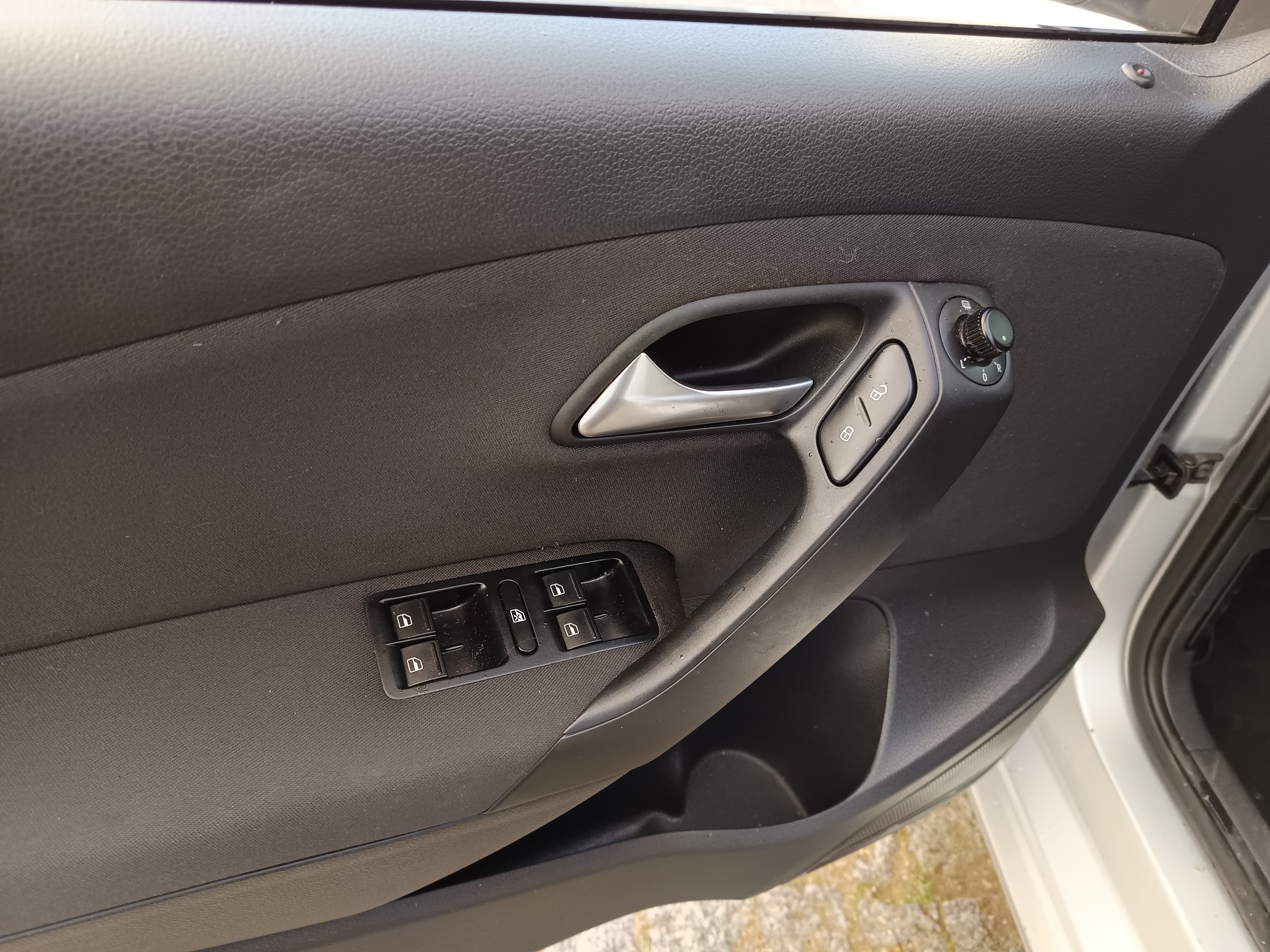 Volkswagen Polo · Ano 2014 — imagen 36