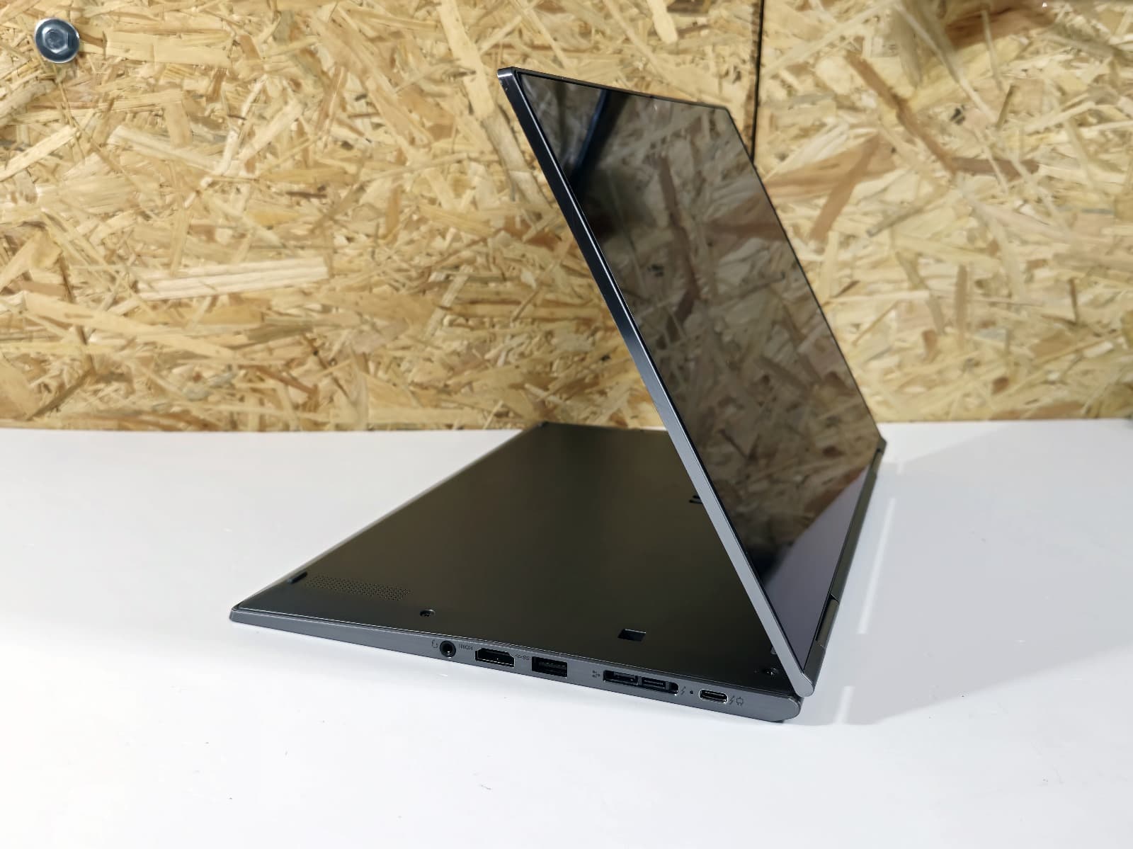 Portátil Premium 3 em 1 Lenovo ThinkPad X1 Yoga G4 360º — image 4