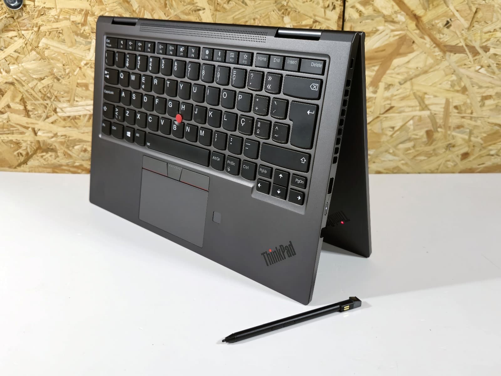 Portátil Premium 3 en 1 Lenovo ThinkPad X1 Yoga G4 360º — imagen 5