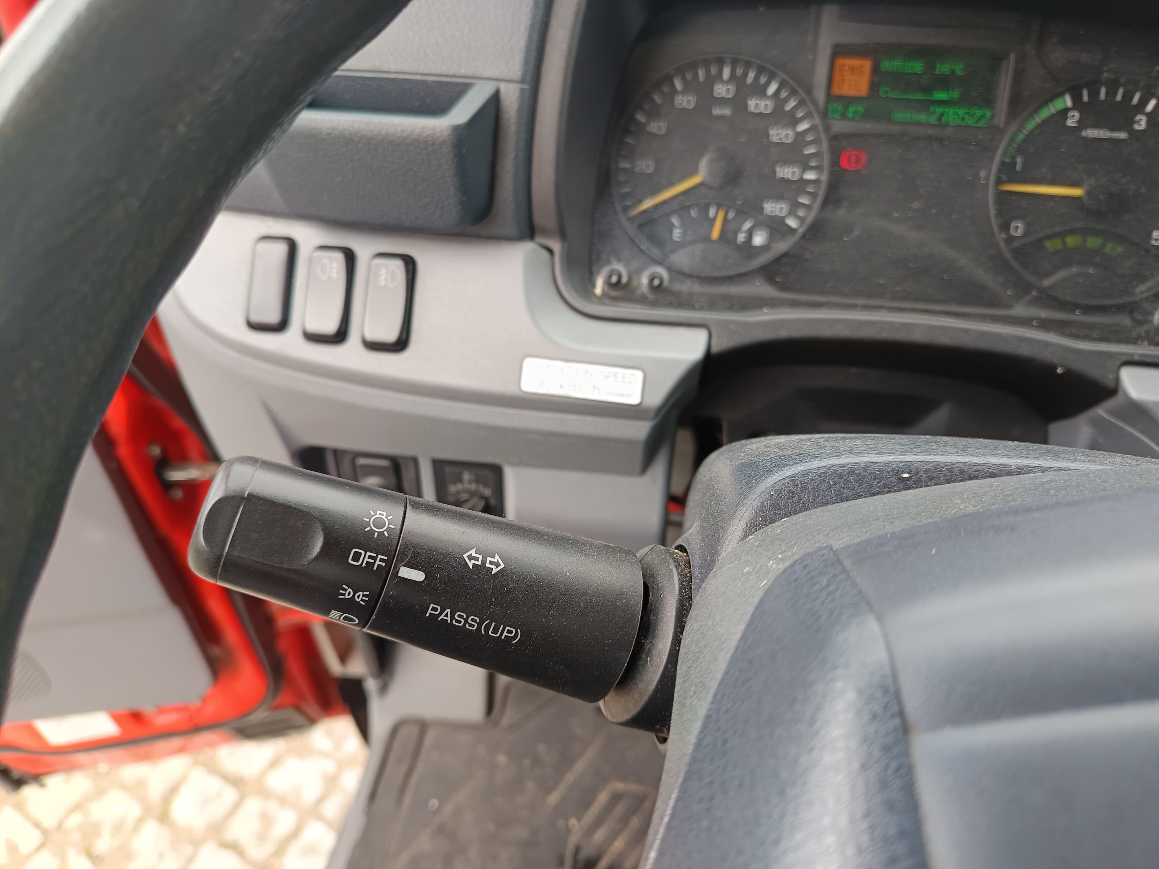 Mitsubishi Canter 7C18 · Ano 2012 — image 30