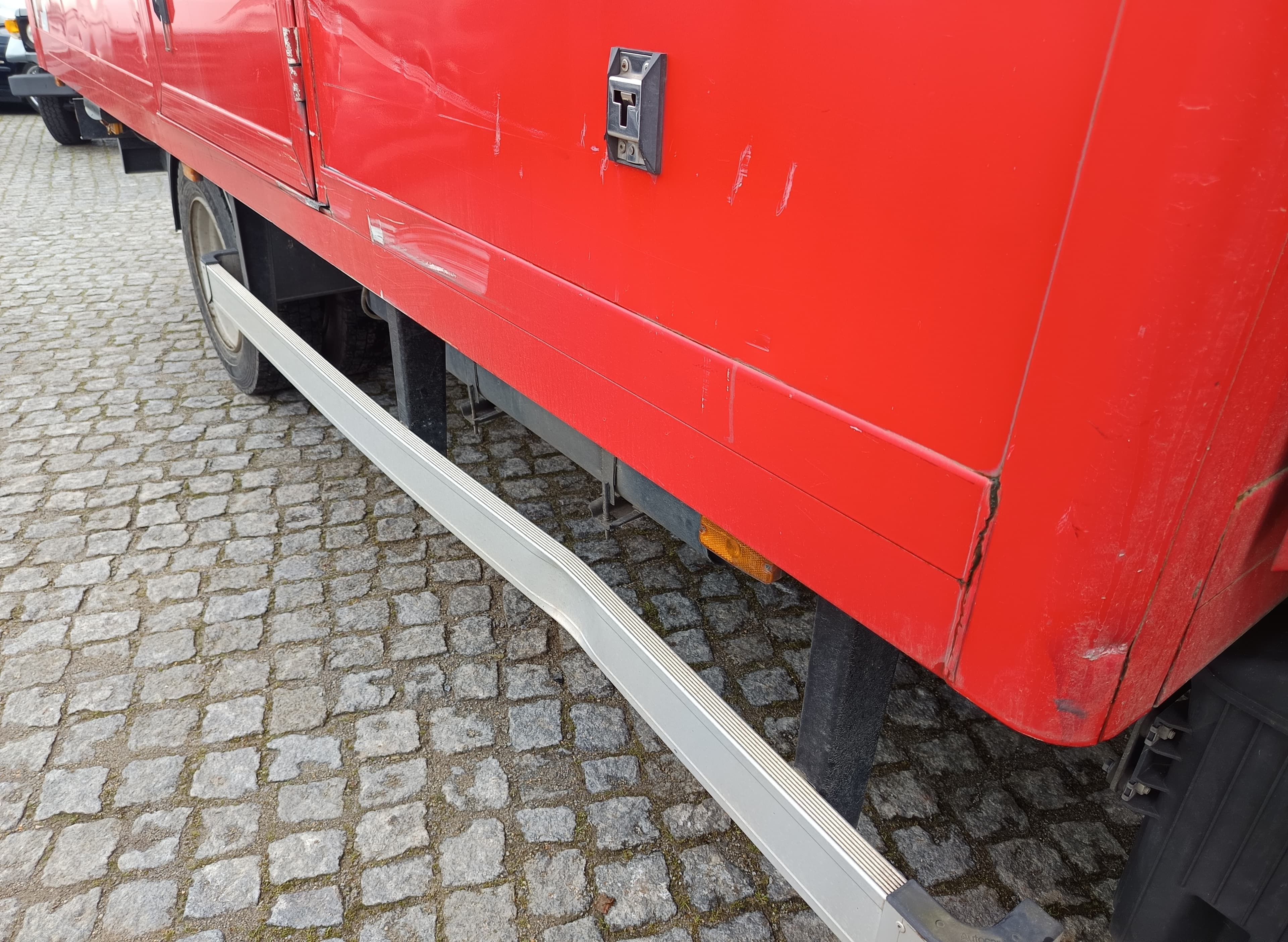 Mitsubishi Canter 7C18 · Ano 2012 — image 8