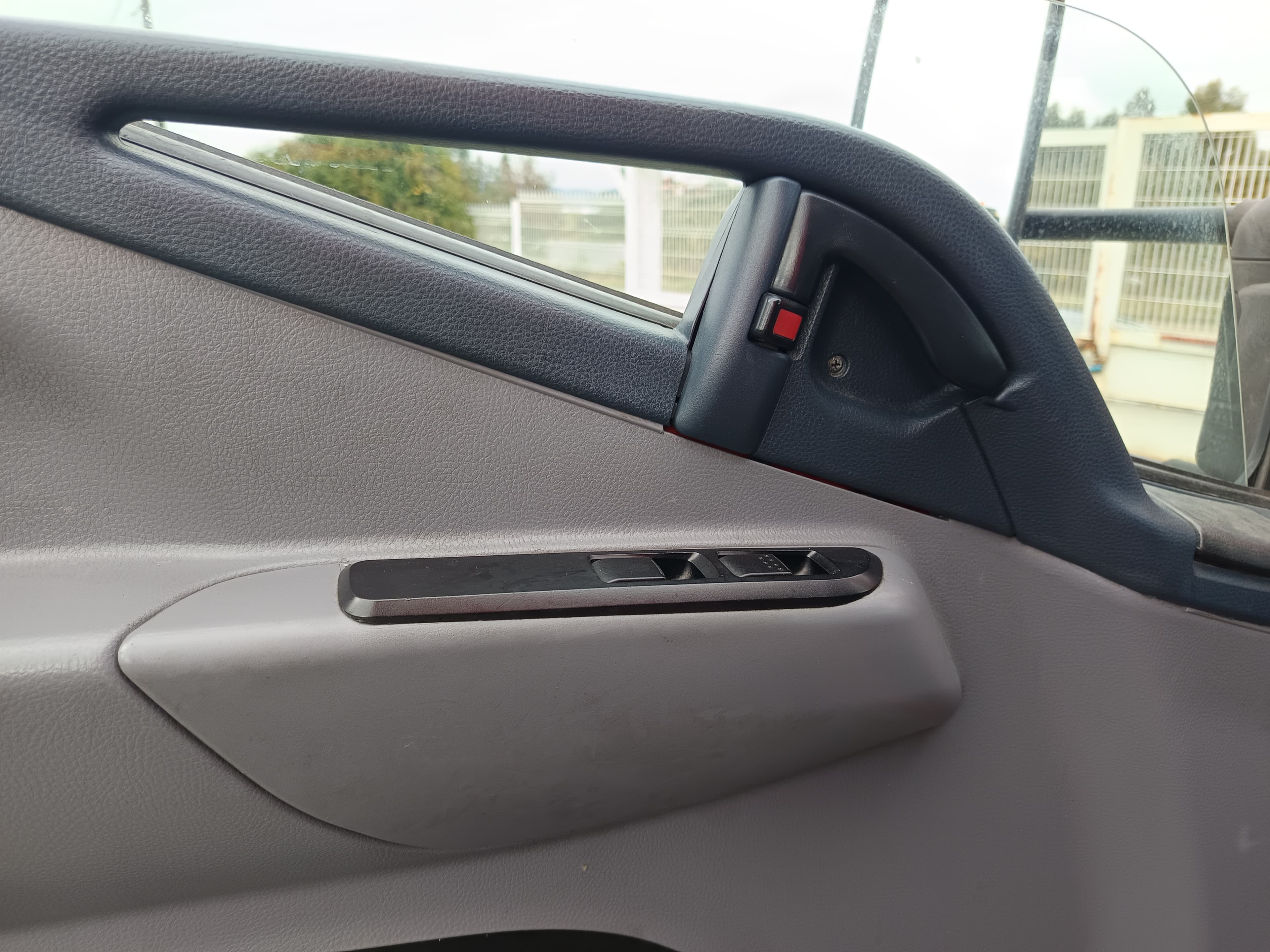 Mitsubishi Canter 7C18 · Ano 2012 — image 21