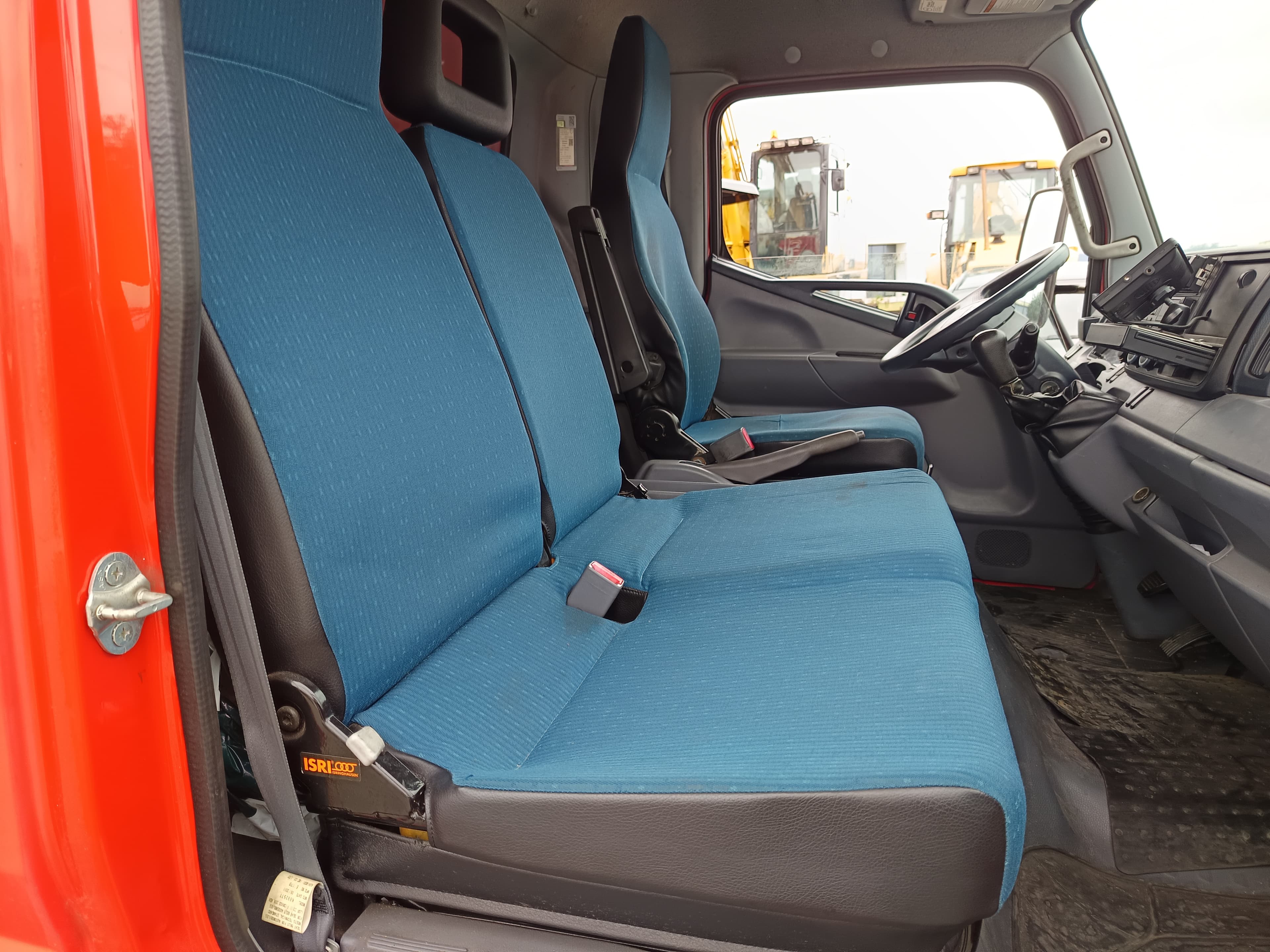 Mitsubishi Canter 7C18 · Ano 2012 — image 19
