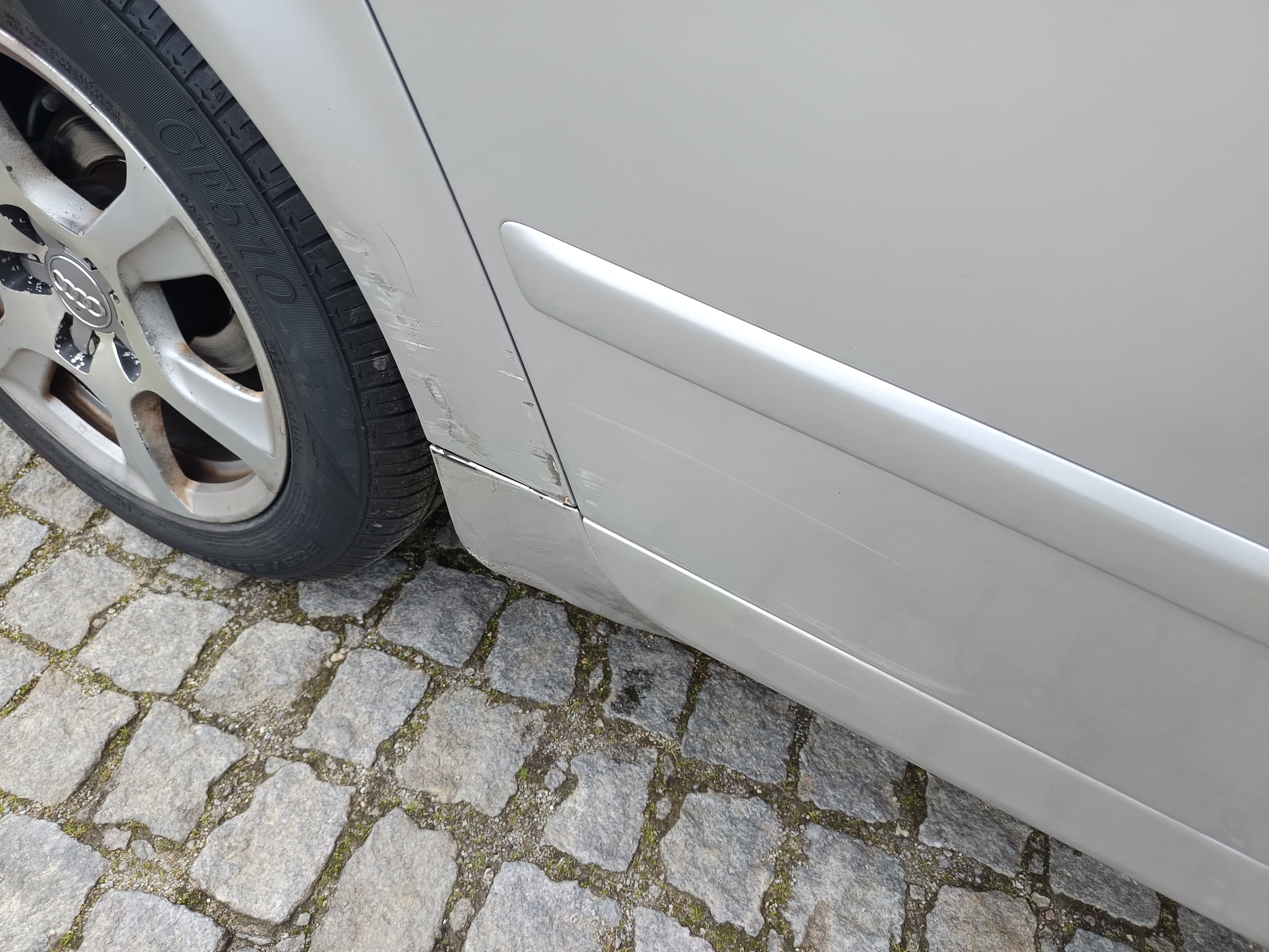 Audi A4 · Ano 2001 — imagen 8