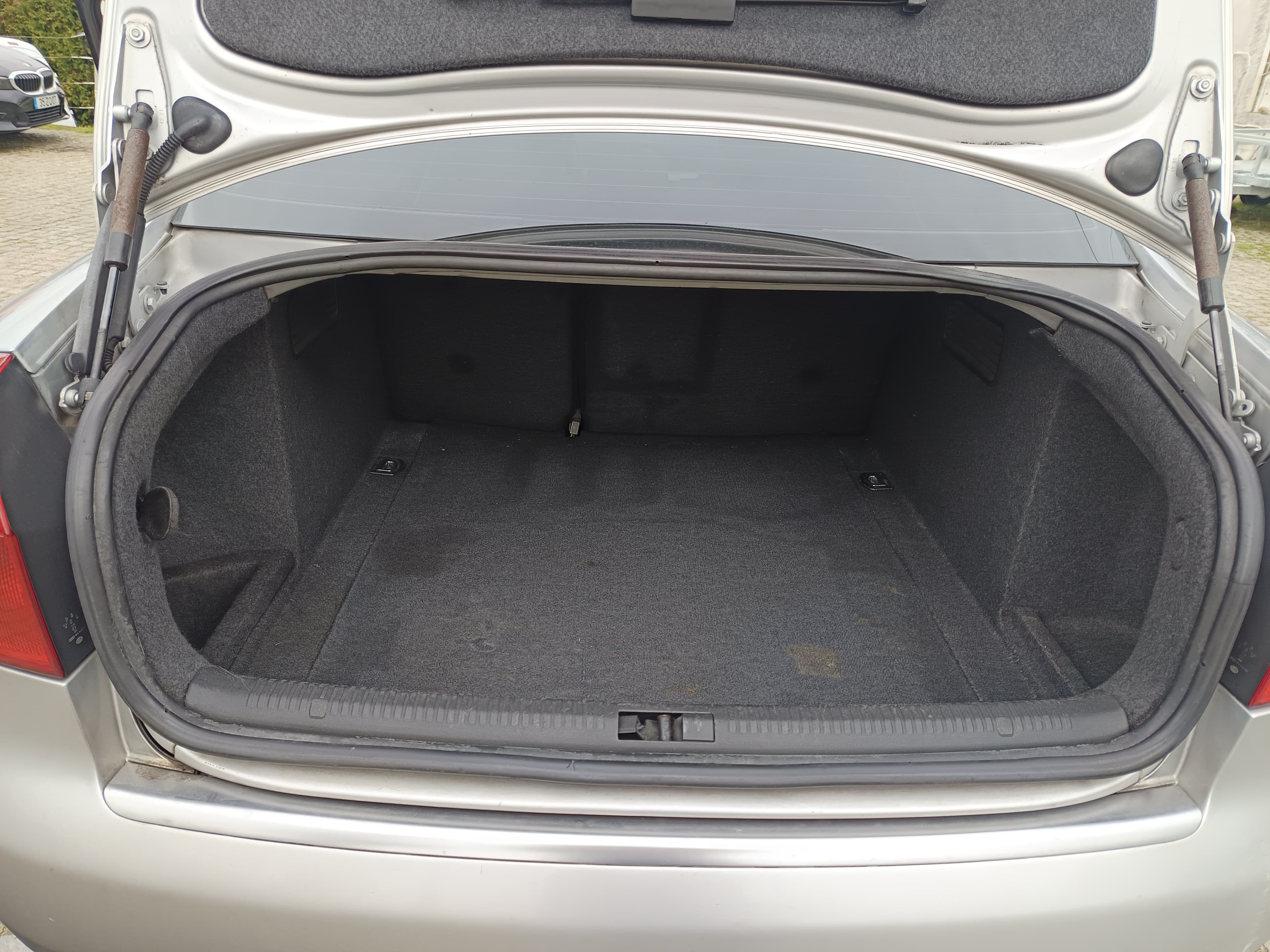 Audi A4 · Ano 2001 — imagen 22