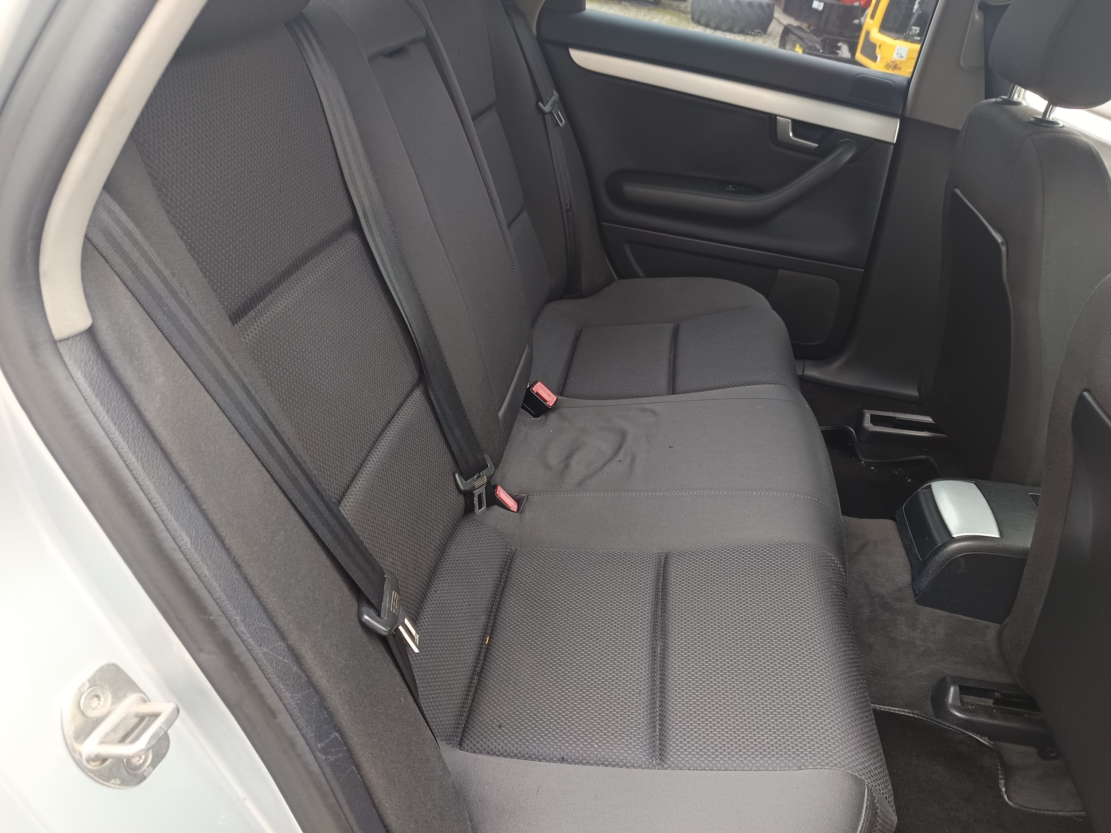 Audi A4 · Ano 2001 — imagen 27