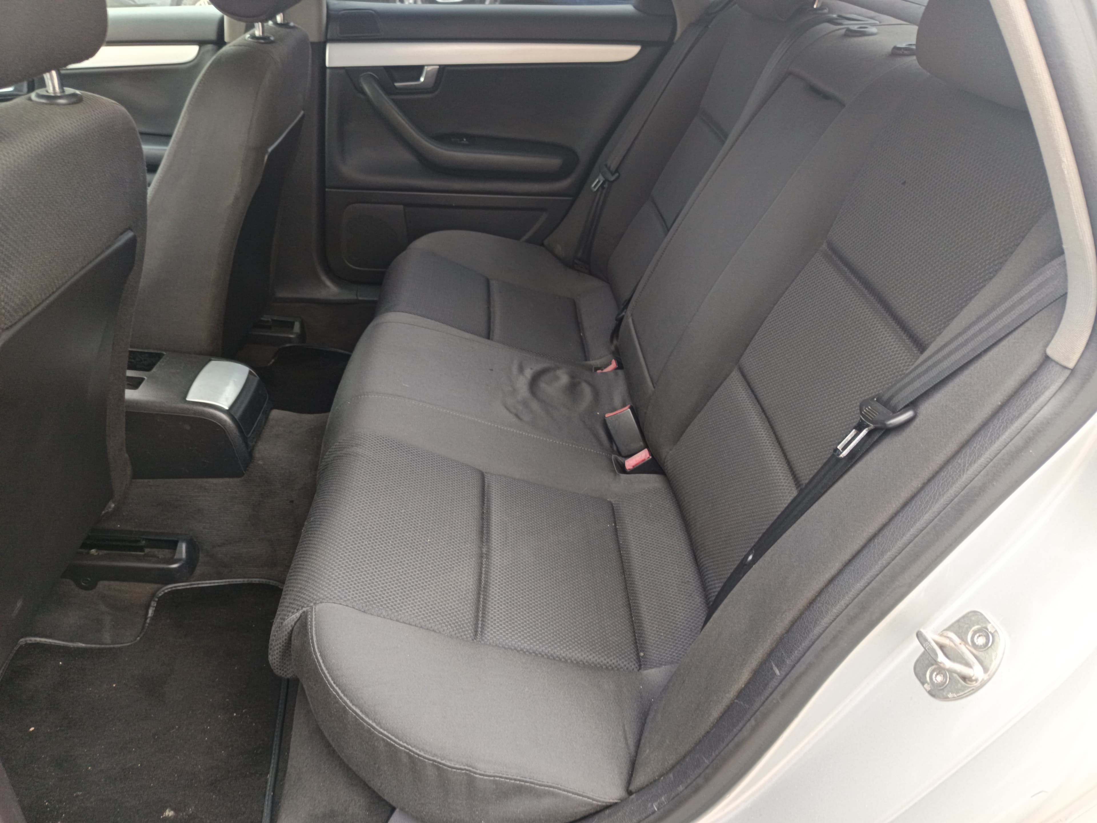Audi A4 · Ano 2001 — imagen 28