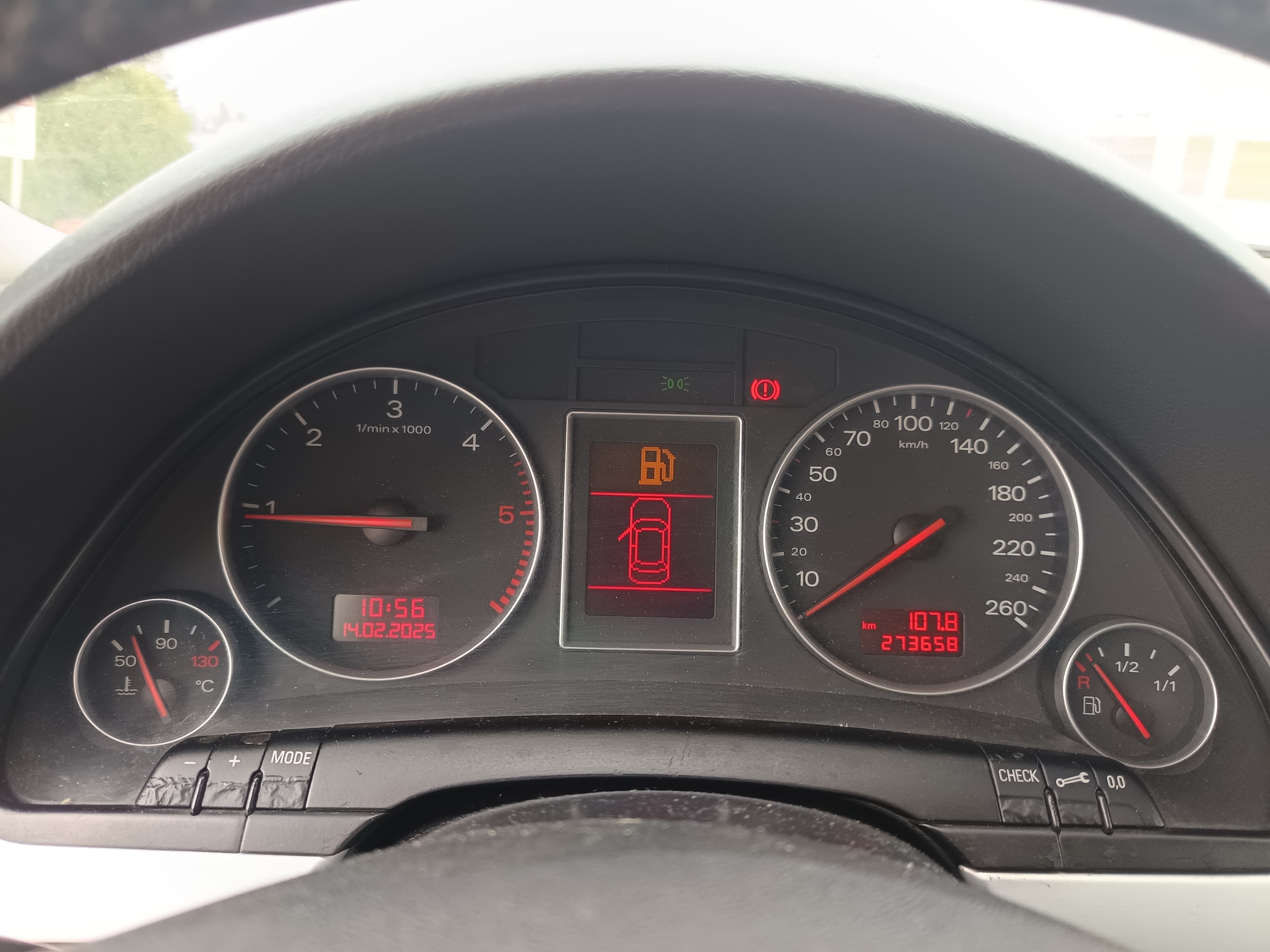 Audi A4 · Ano 2001 — imagen 37