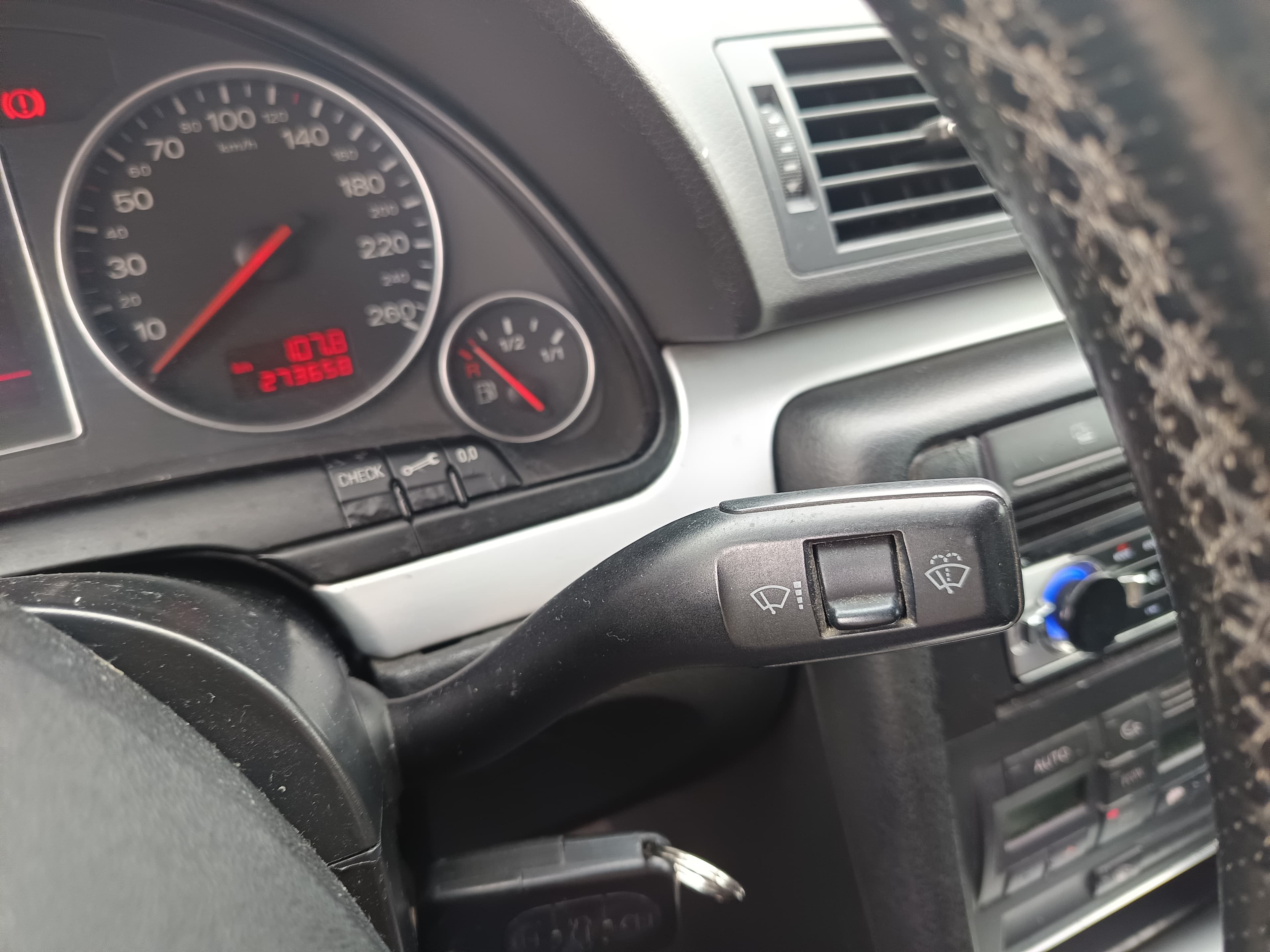 Audi A4 · Ano 2001 — imagen 38
