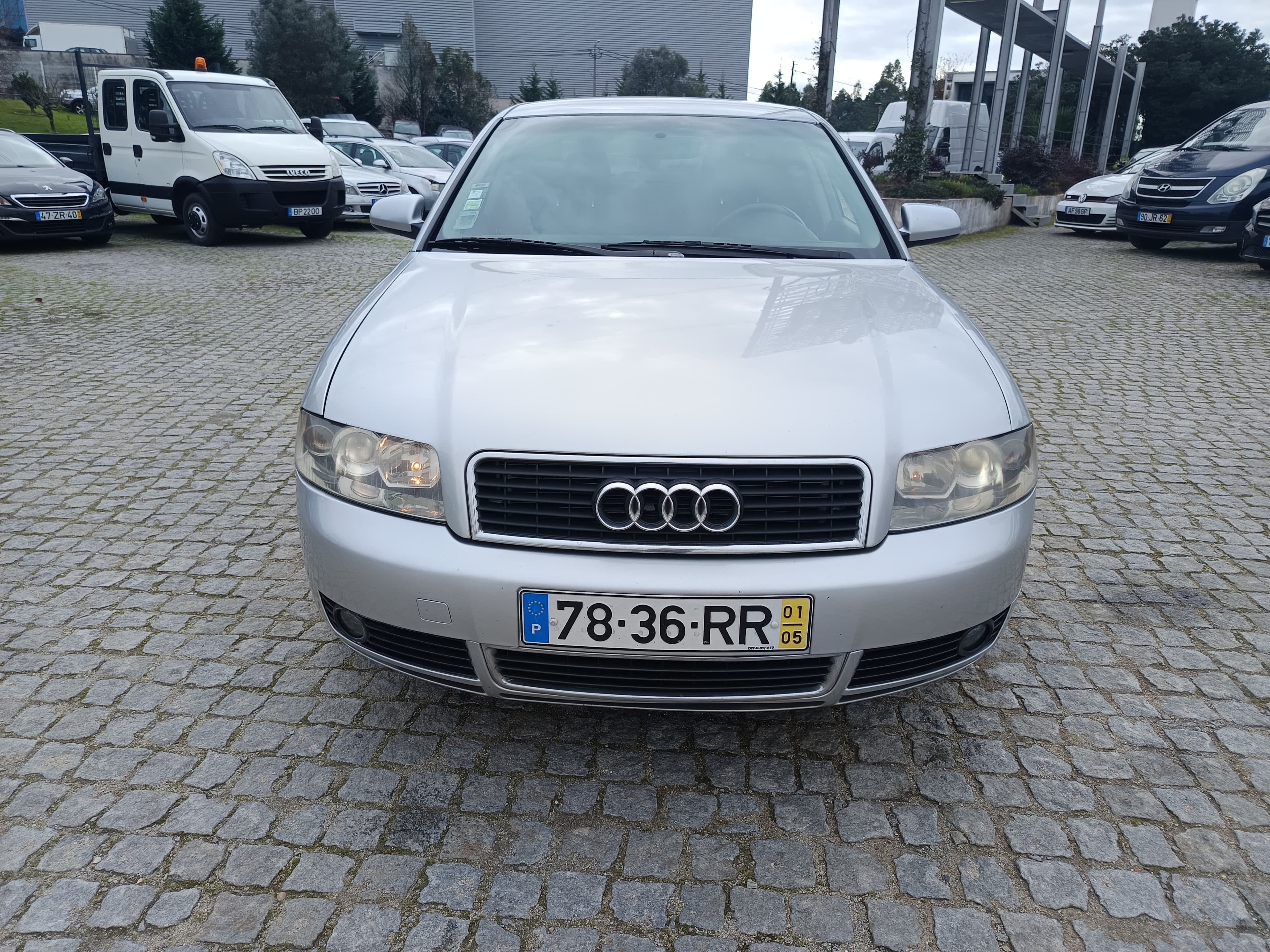 Audi A4 · Ano 2001 — imagen 2