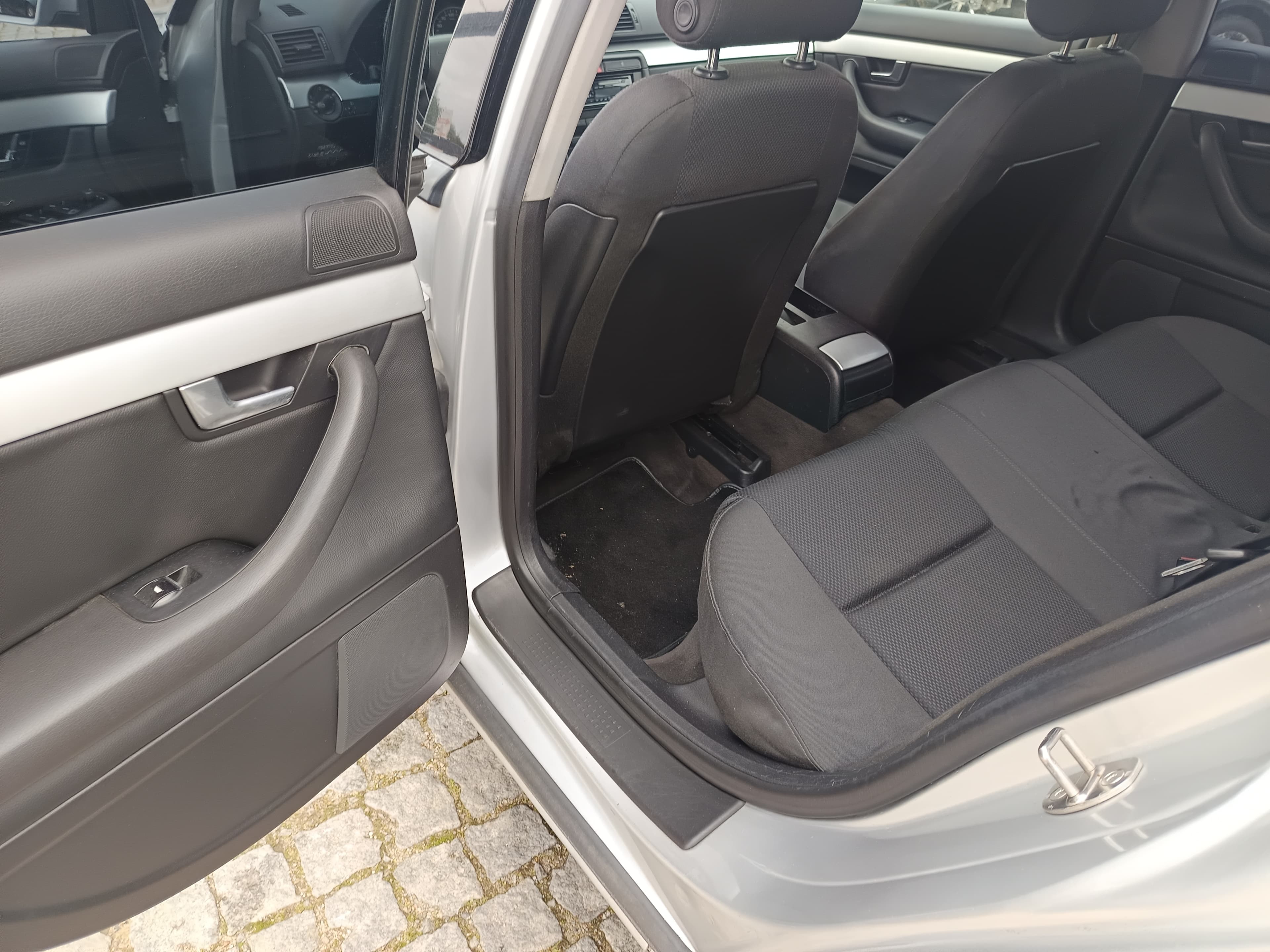 Audi A4 · Ano 2001 — imagen 26