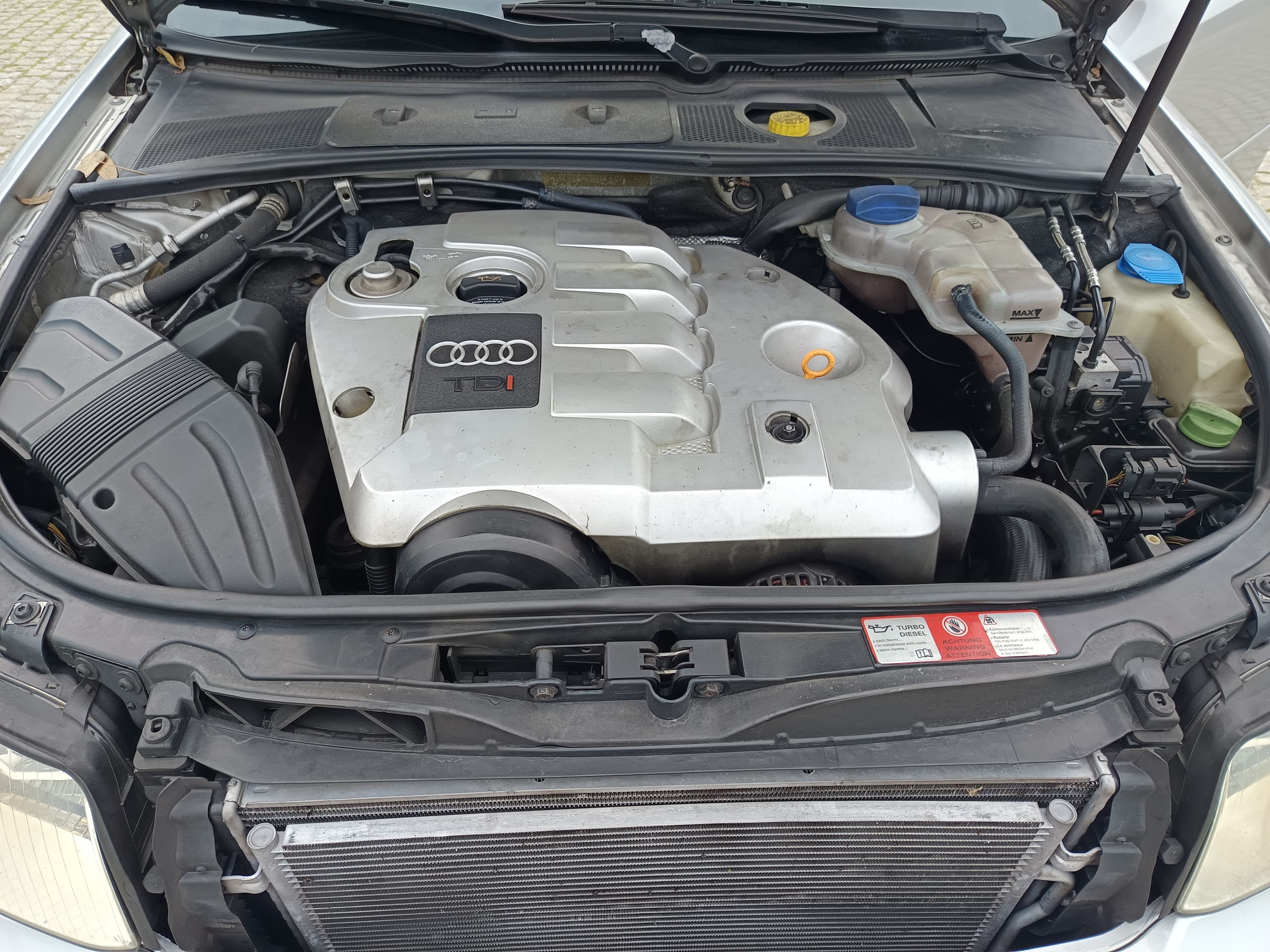 Audi A4 · Ano 2001 — imagen 15