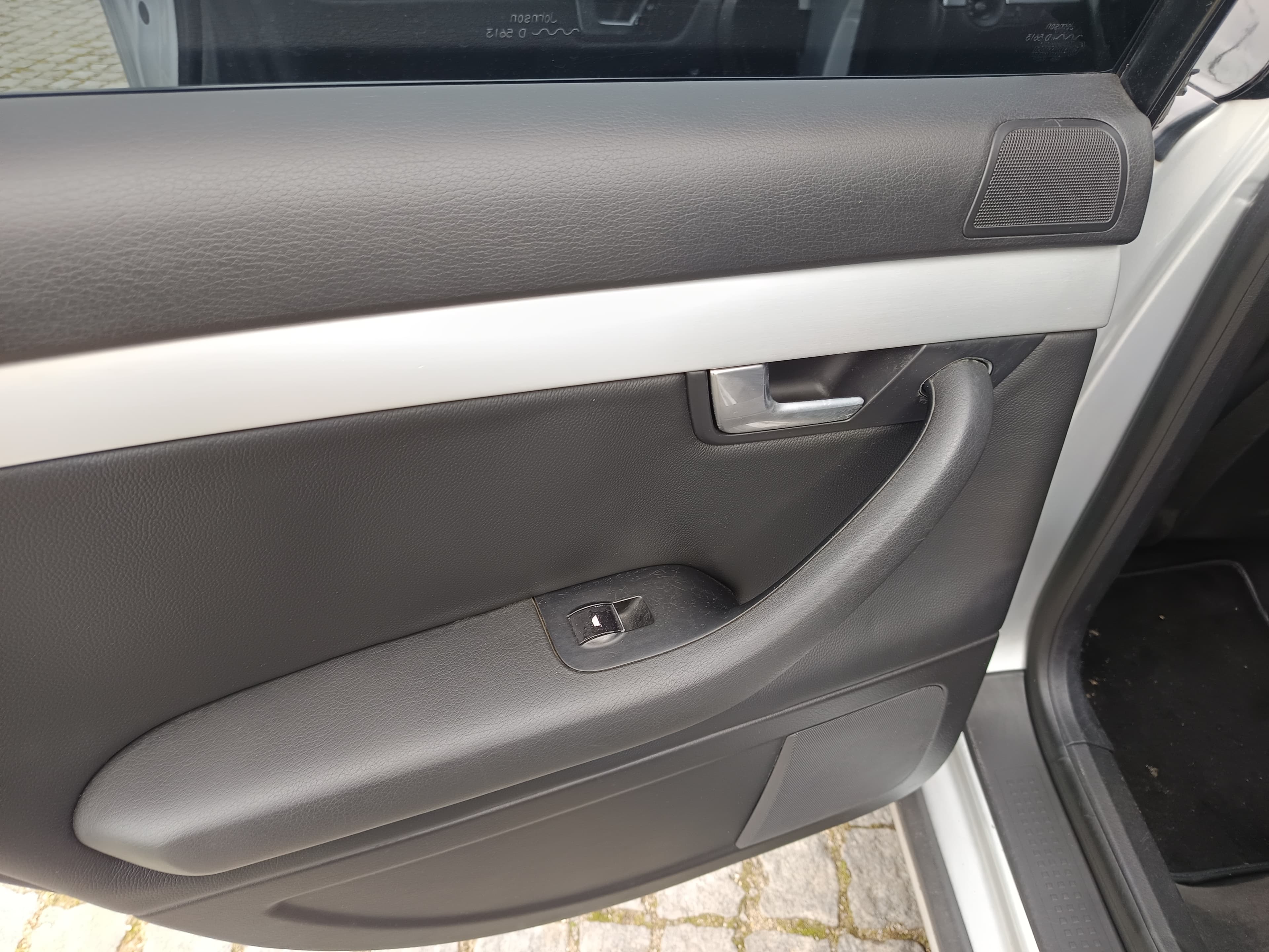 Audi A4 · Ano 2001 — imagen 32