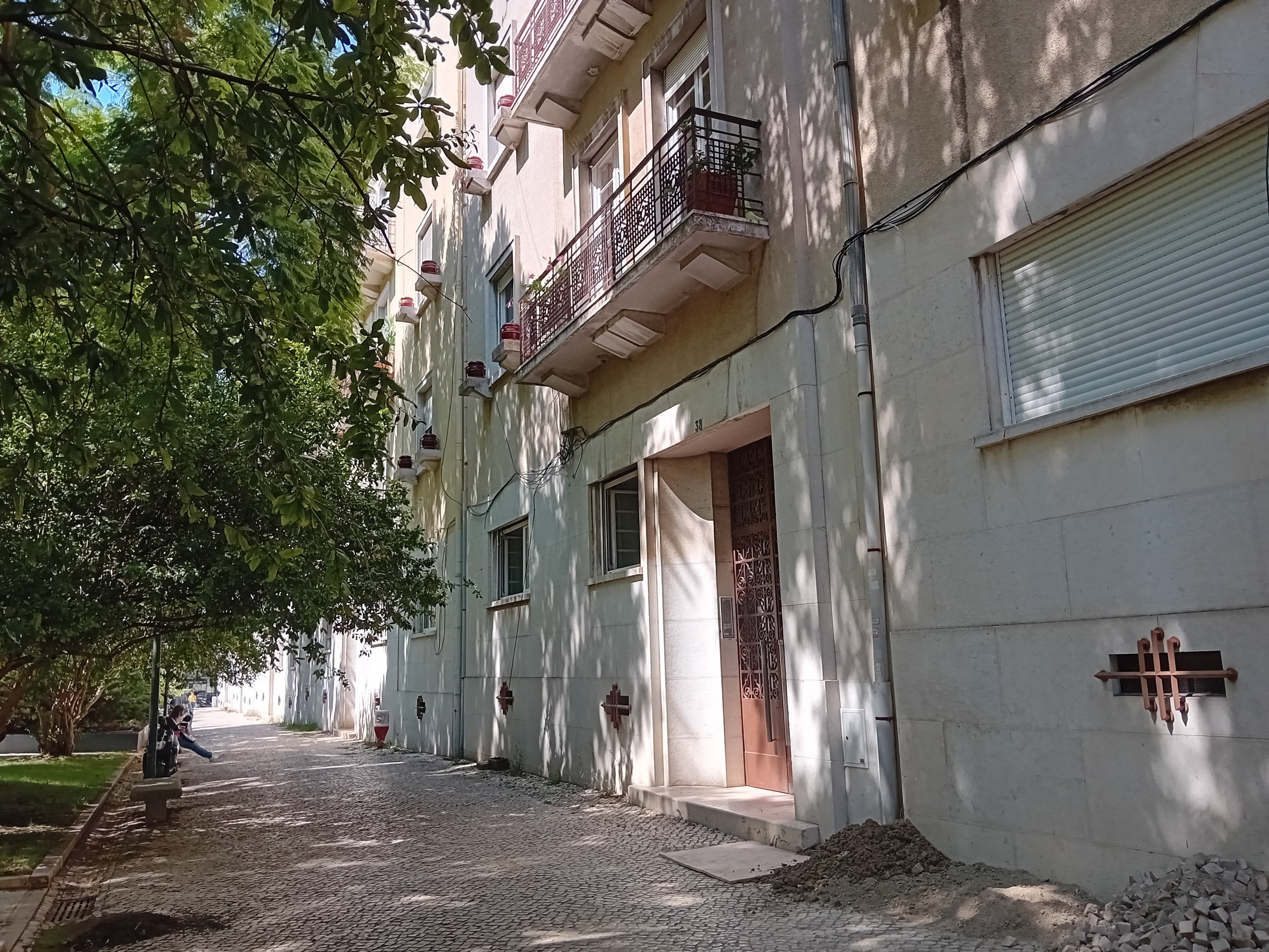 Apartamento T4 · Lisboa — image 1