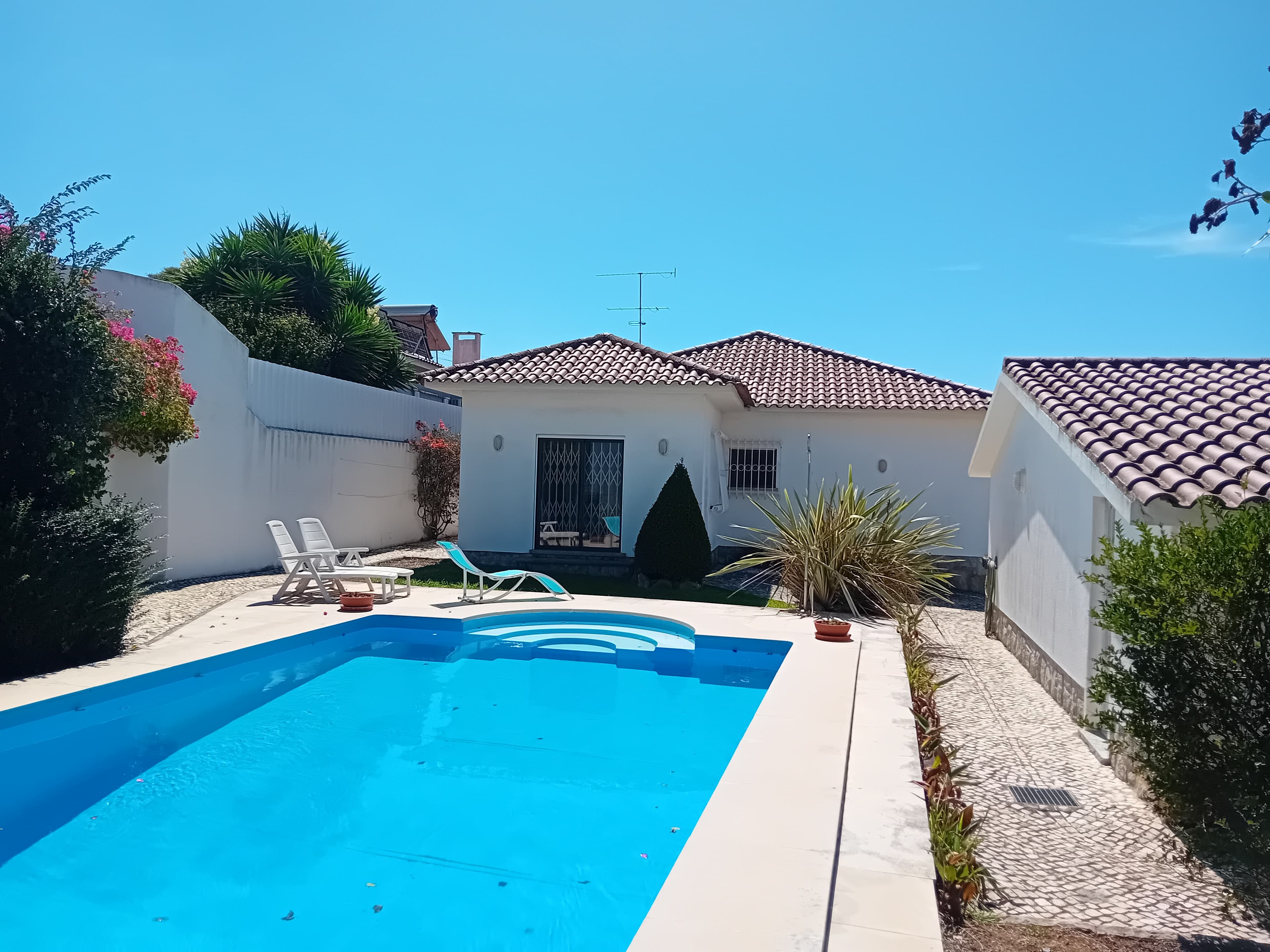 Moradia V3+1 com Piscina · Estoril — imagen 8