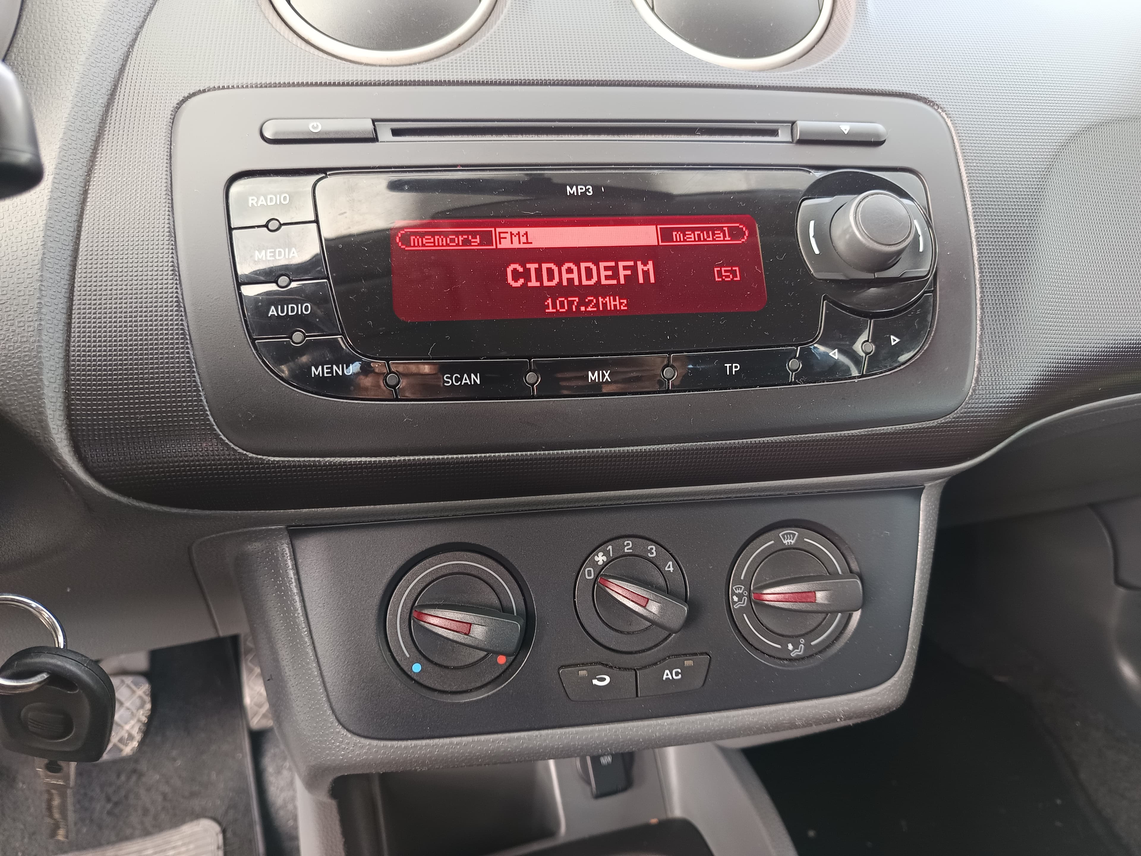Seat Ibiza · Ano 2010 — imagen 33