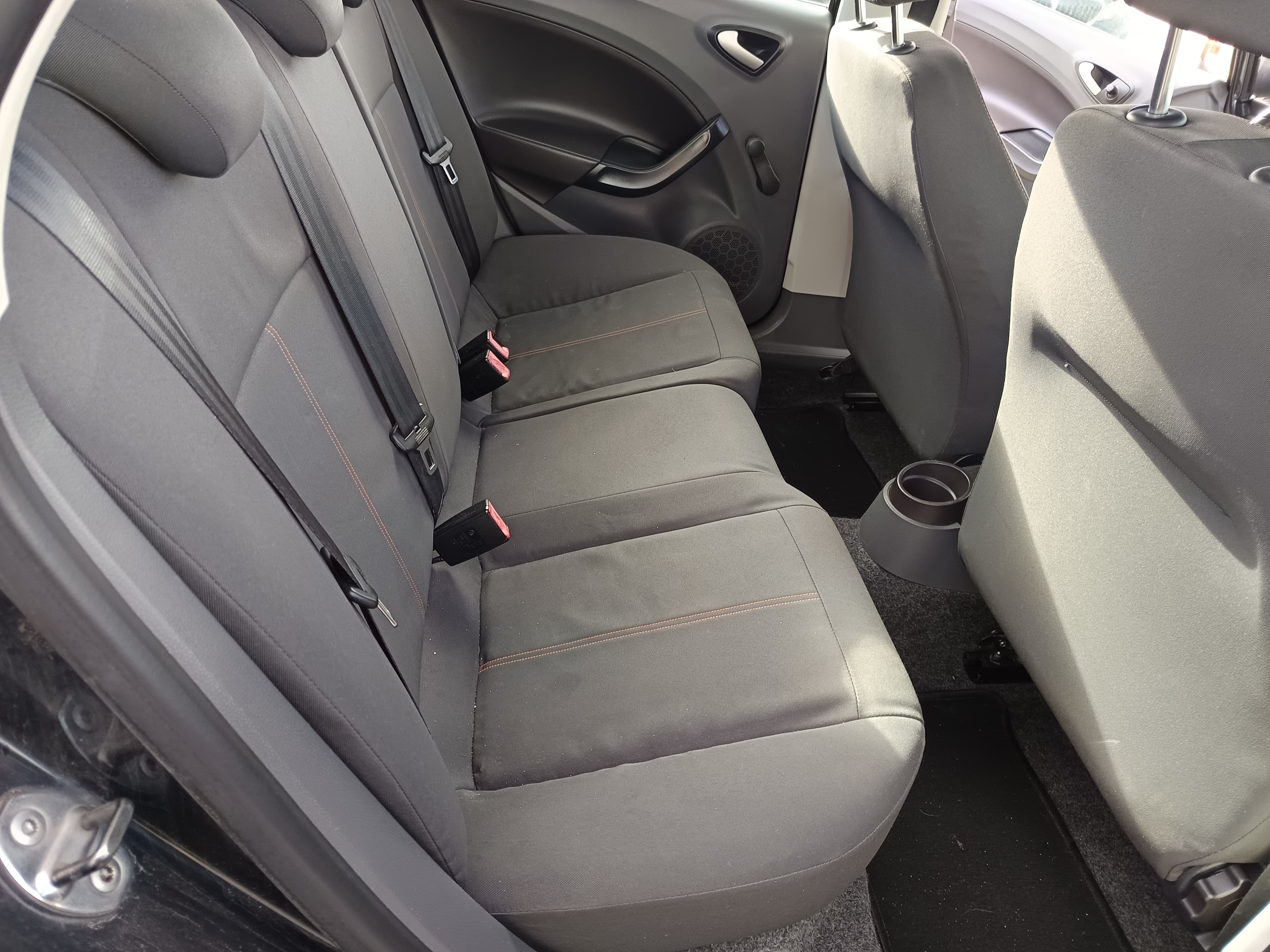 Seat Ibiza · Ano 2010 — imagen 20