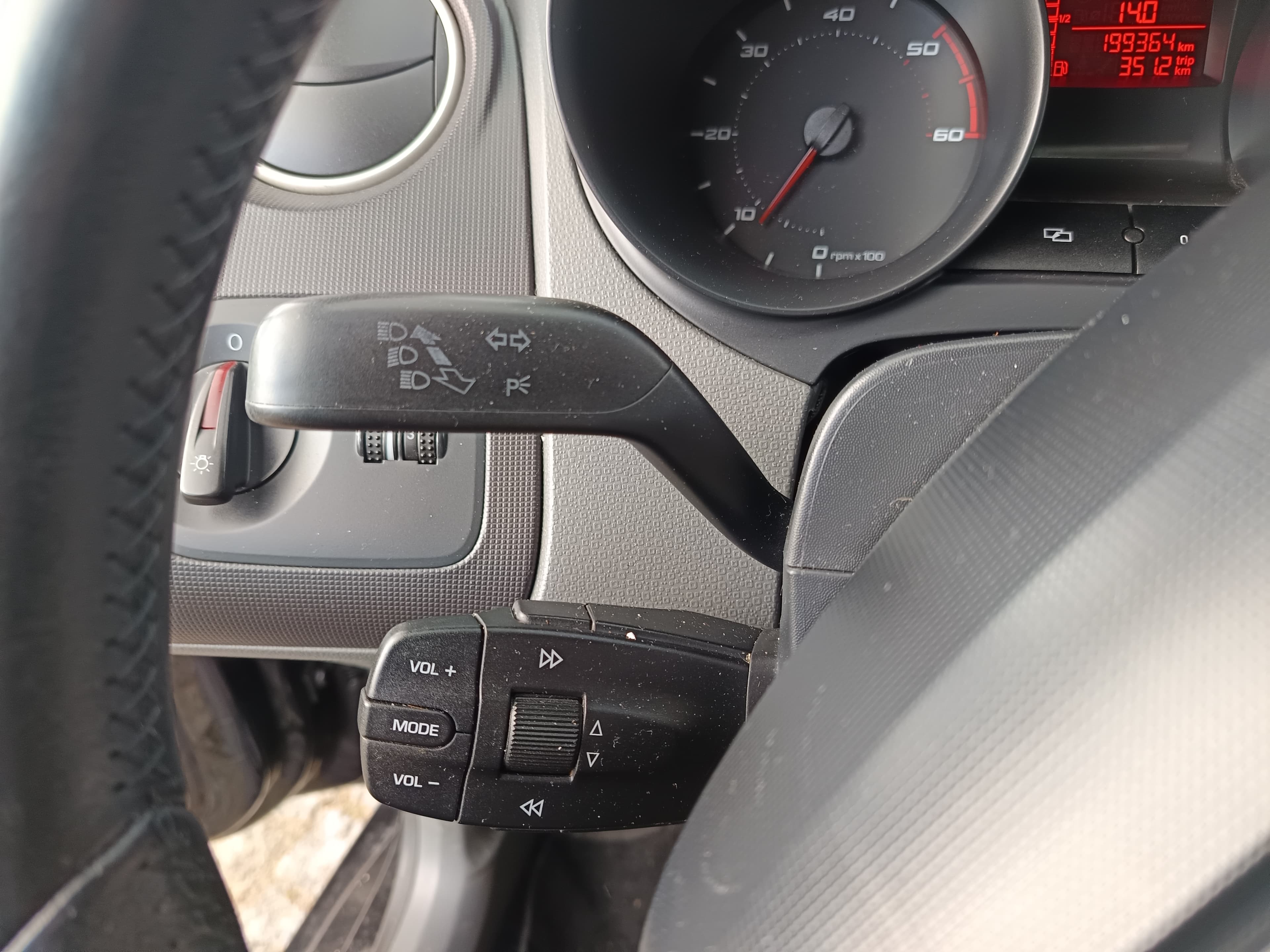 Seat Ibiza · Ano 2010 — imagen 38
