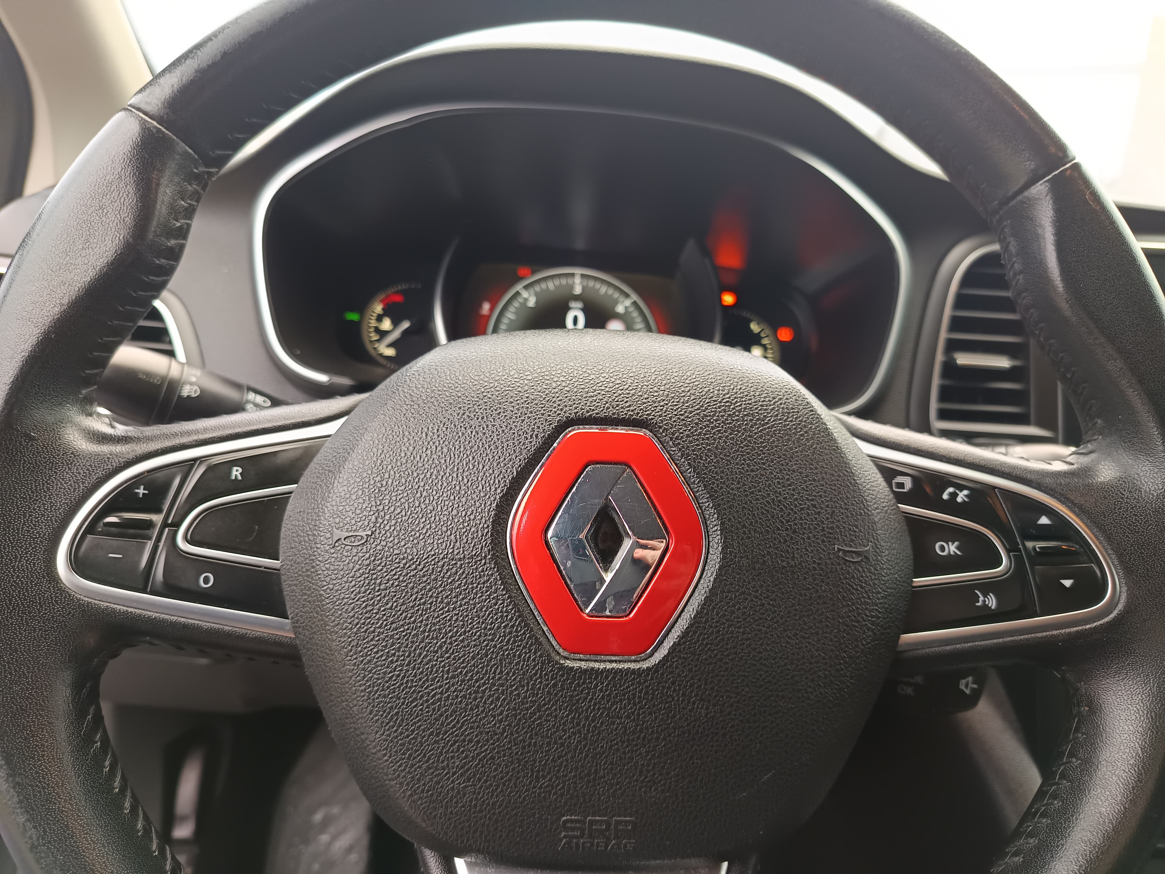 Renault Mégane · Ano 2018 — image 40
