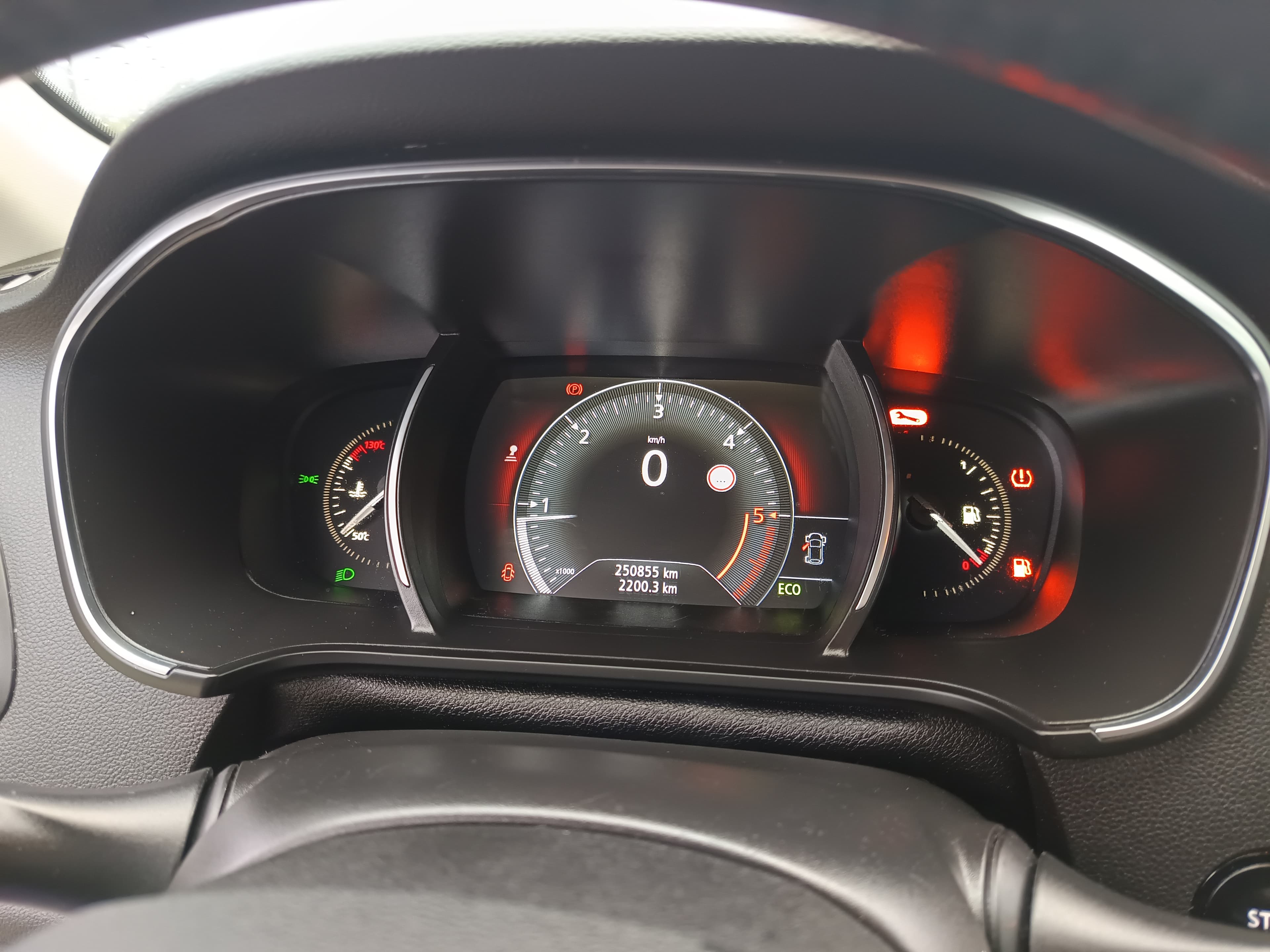 Renault Mégane · Ano 2018 — image 41