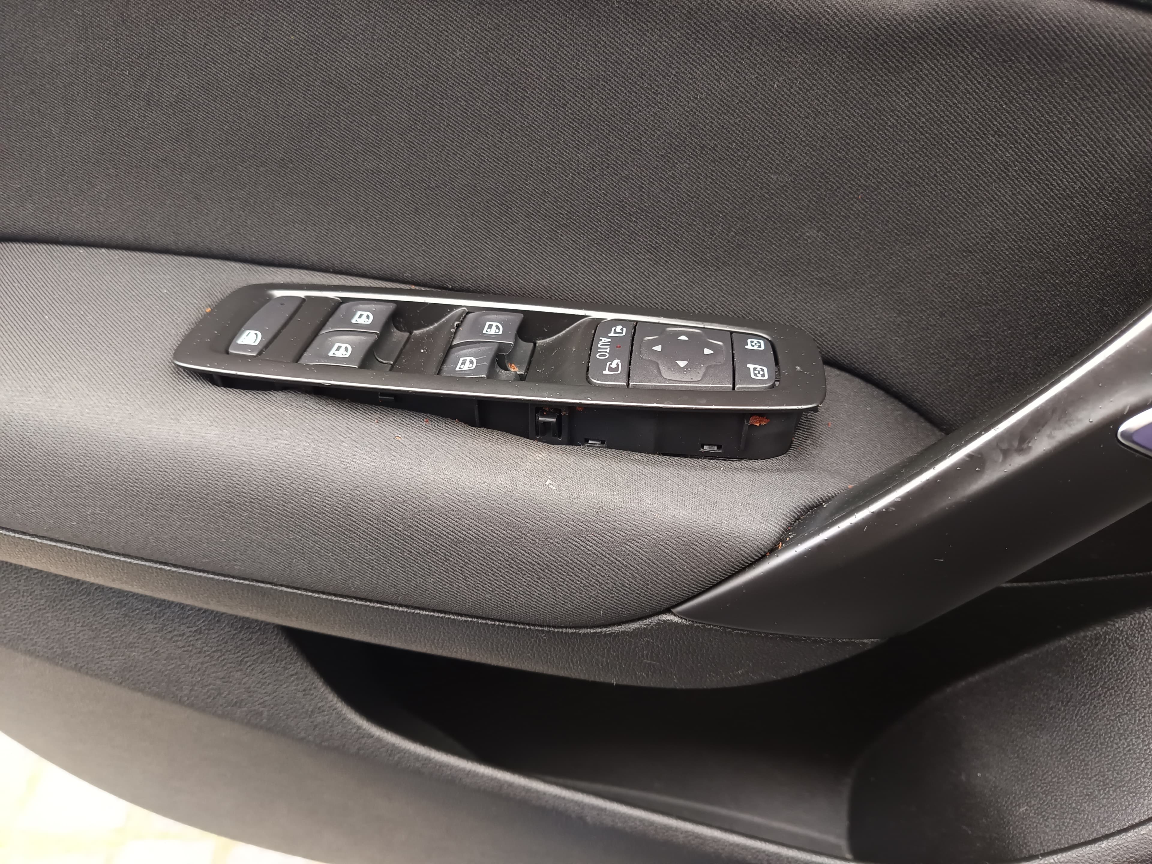 Renault Mégane · Ano 2018 — image 45
