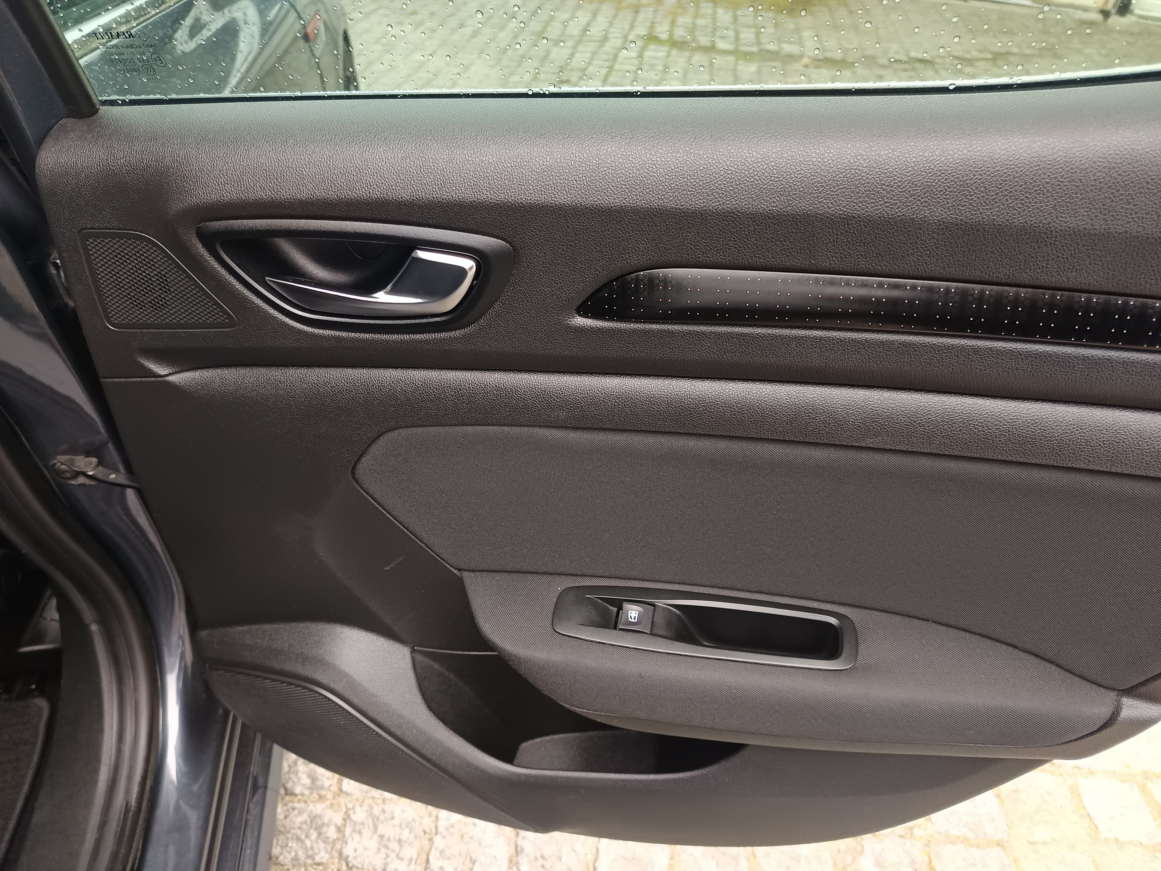 Renault Mégane · Ano 2018 — image 22
