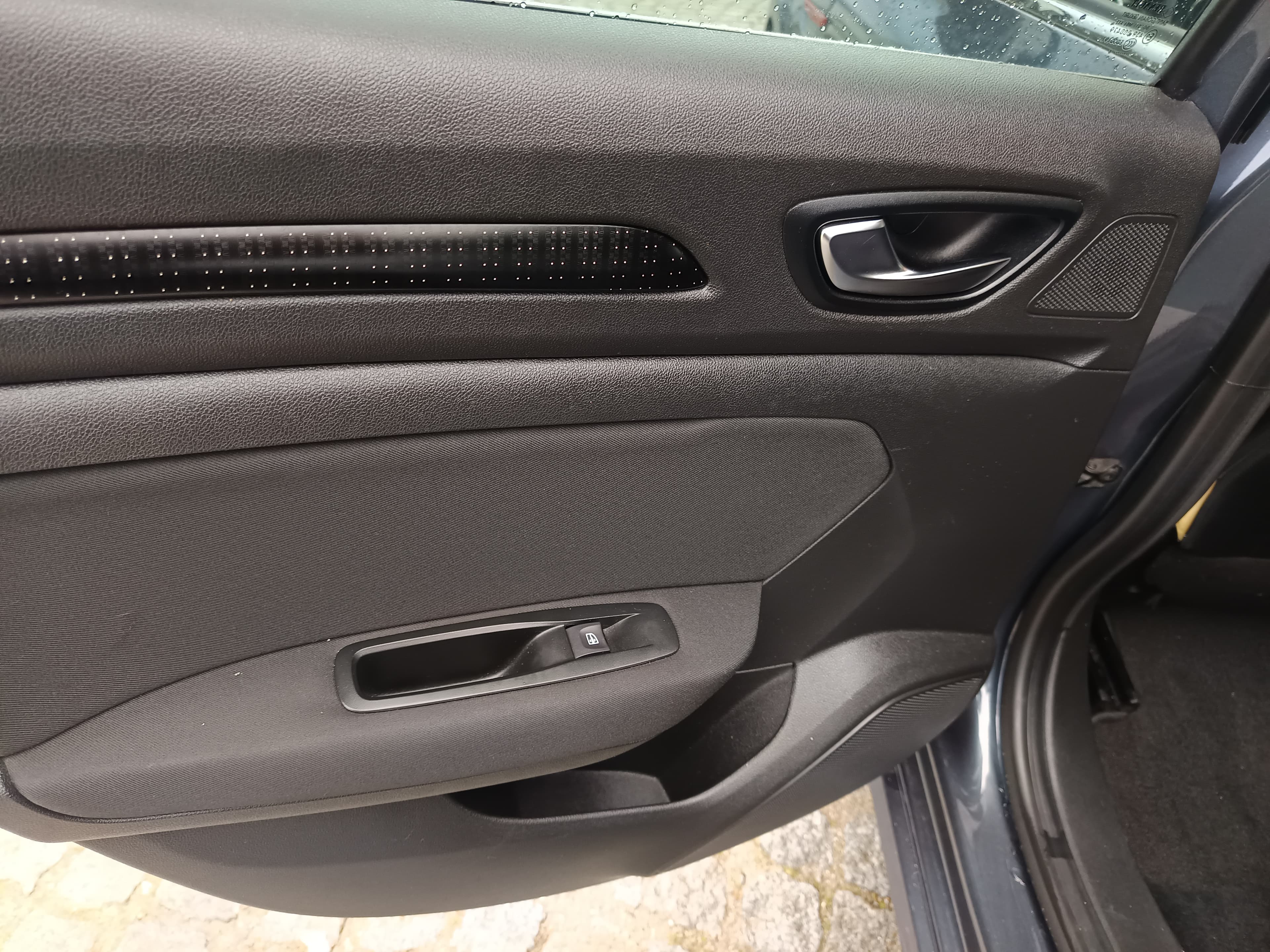 Renault Mégane · Ano 2018 — image 29