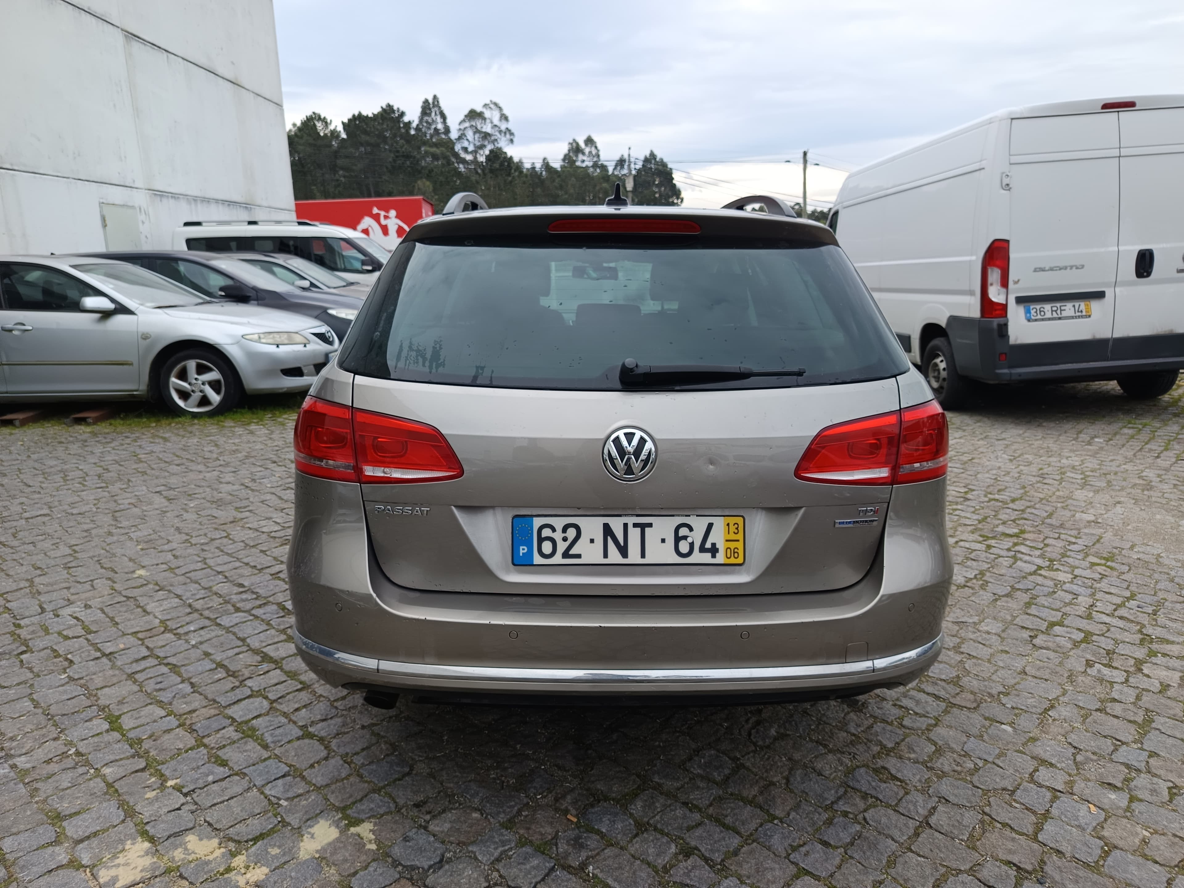 Volkswagen Passat · Ano 2013 — imagen 6