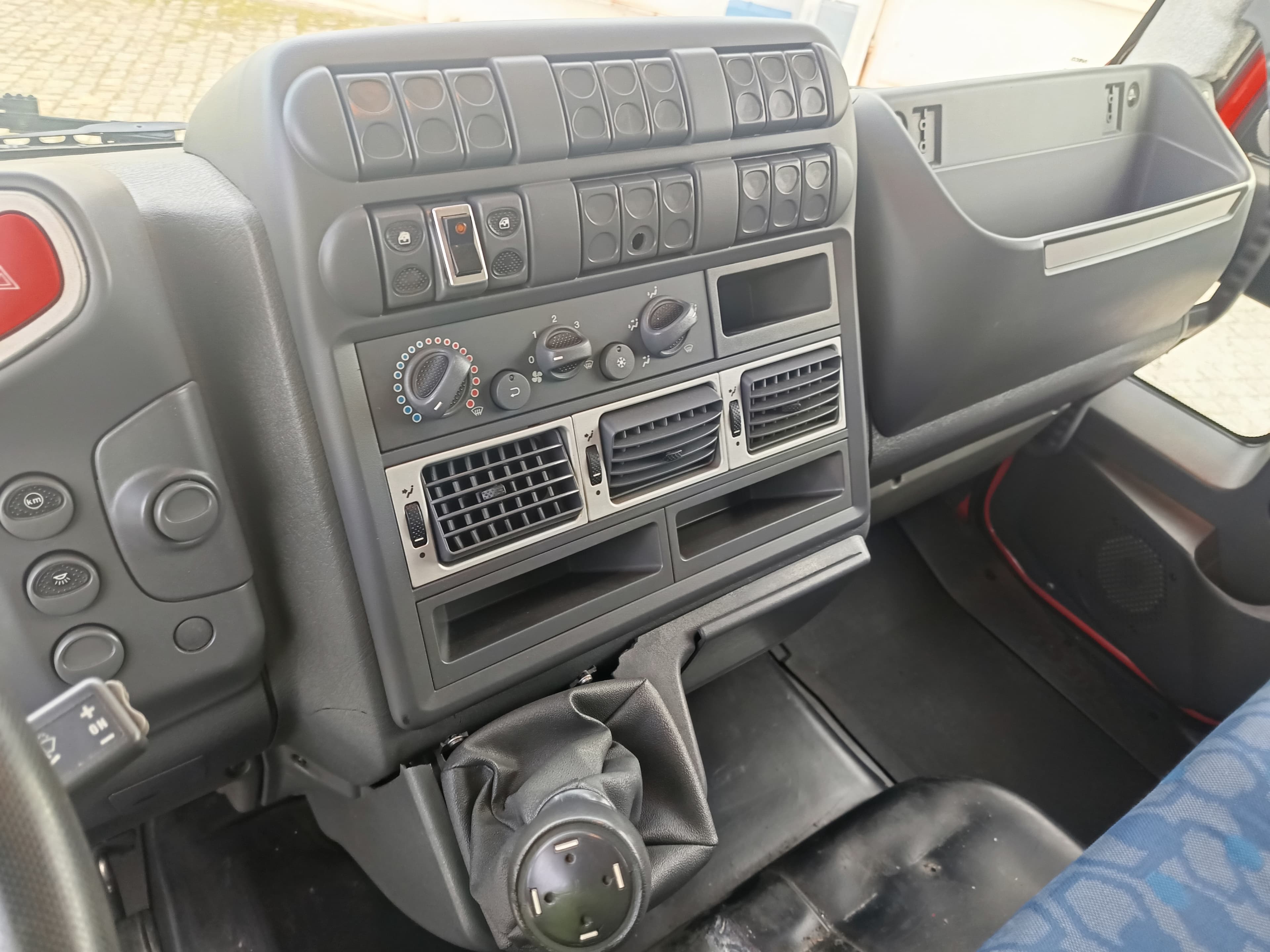 Iveco ML 7SE16 · Ano 2008 — imagen 27