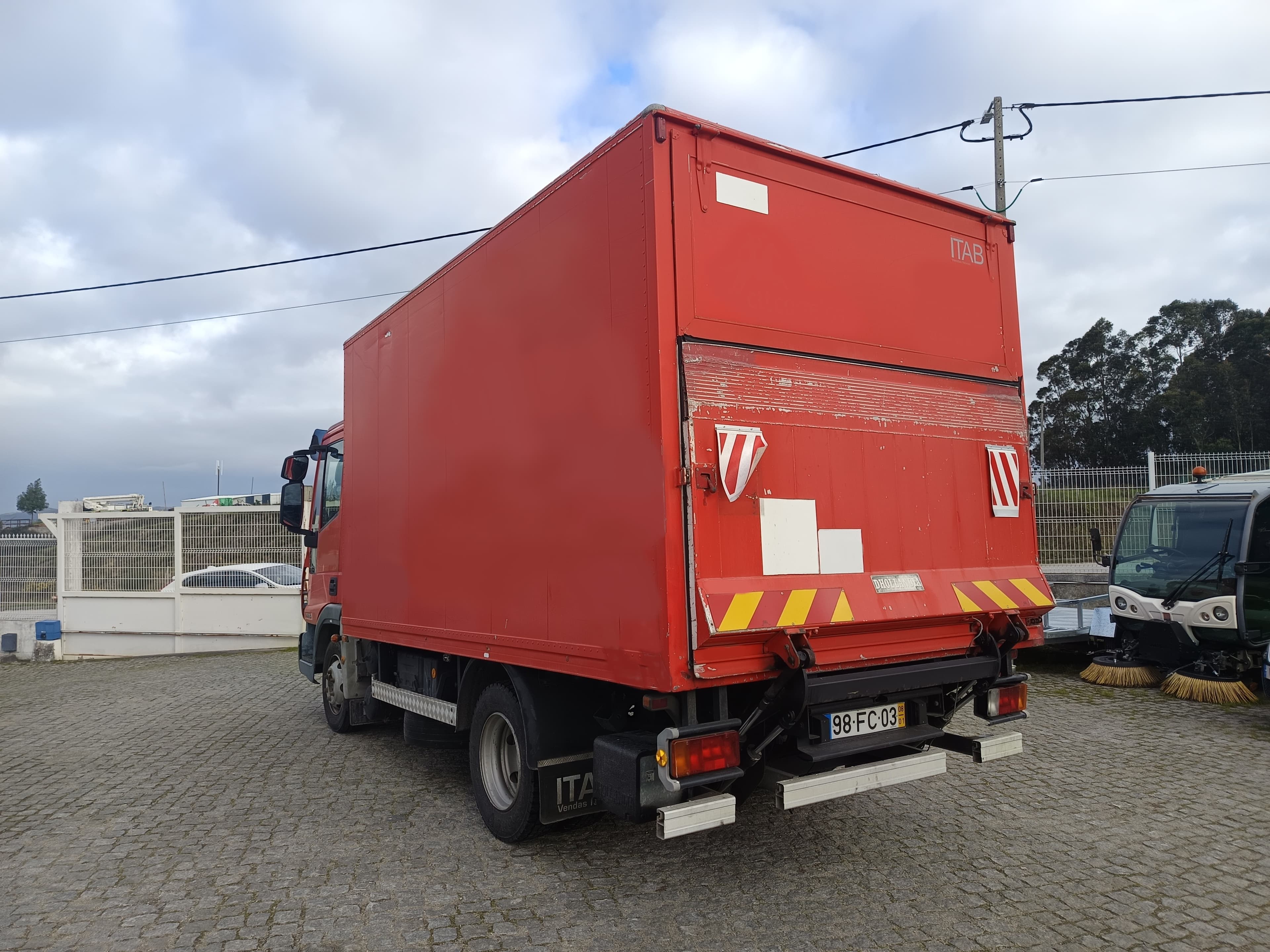 Iveco ML 7SE16 · Ano 2008 — imagen 5