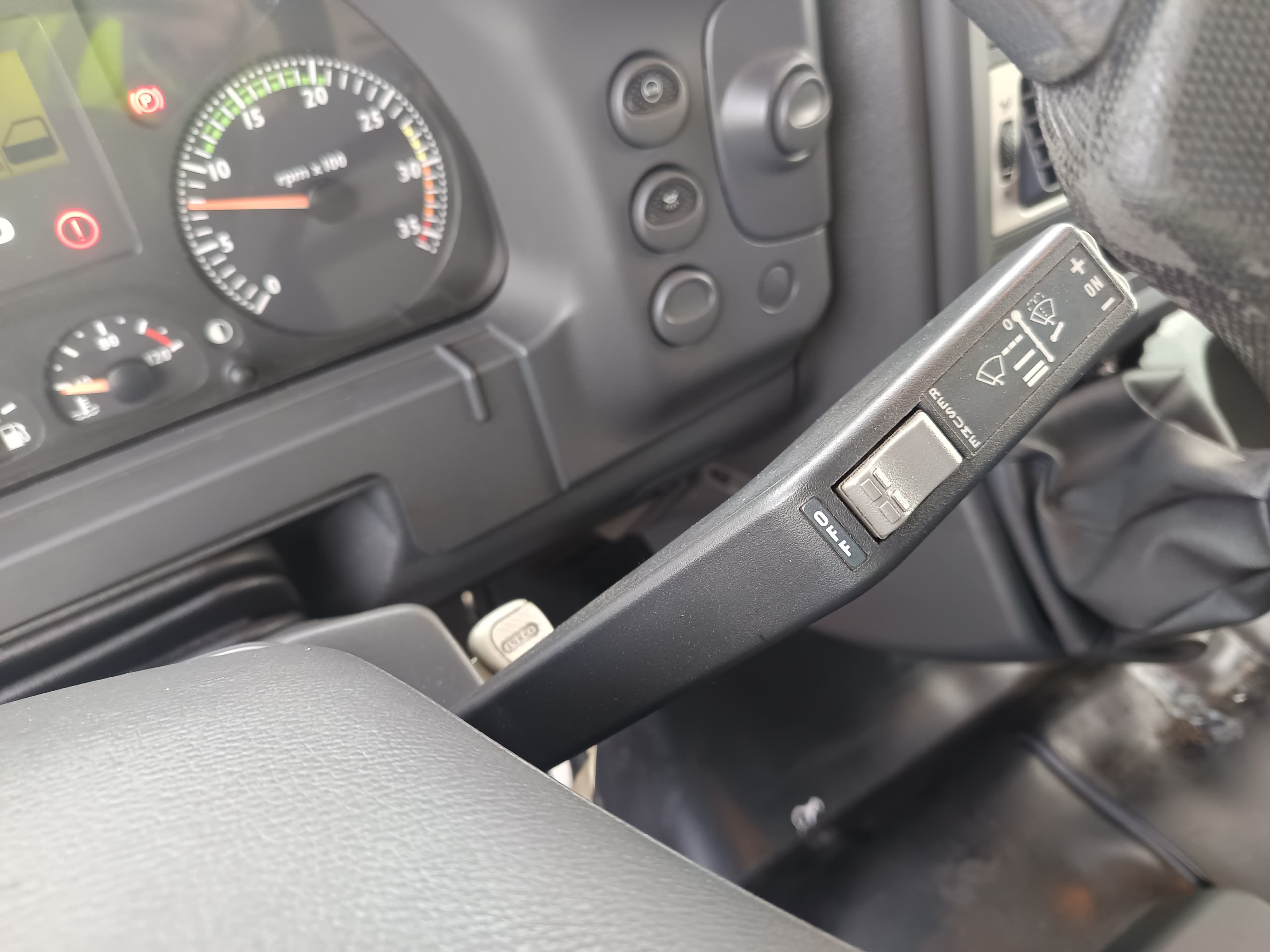 Iveco ML 7SE16 · Ano 2008 — imagen 25