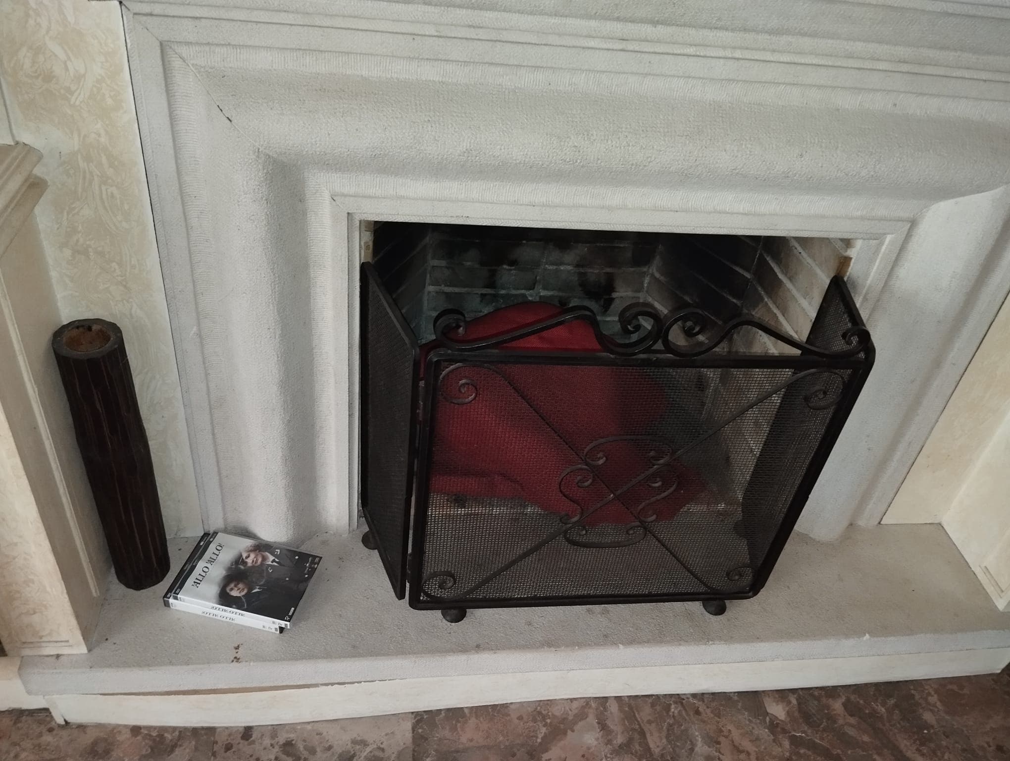 Furniture — image 26