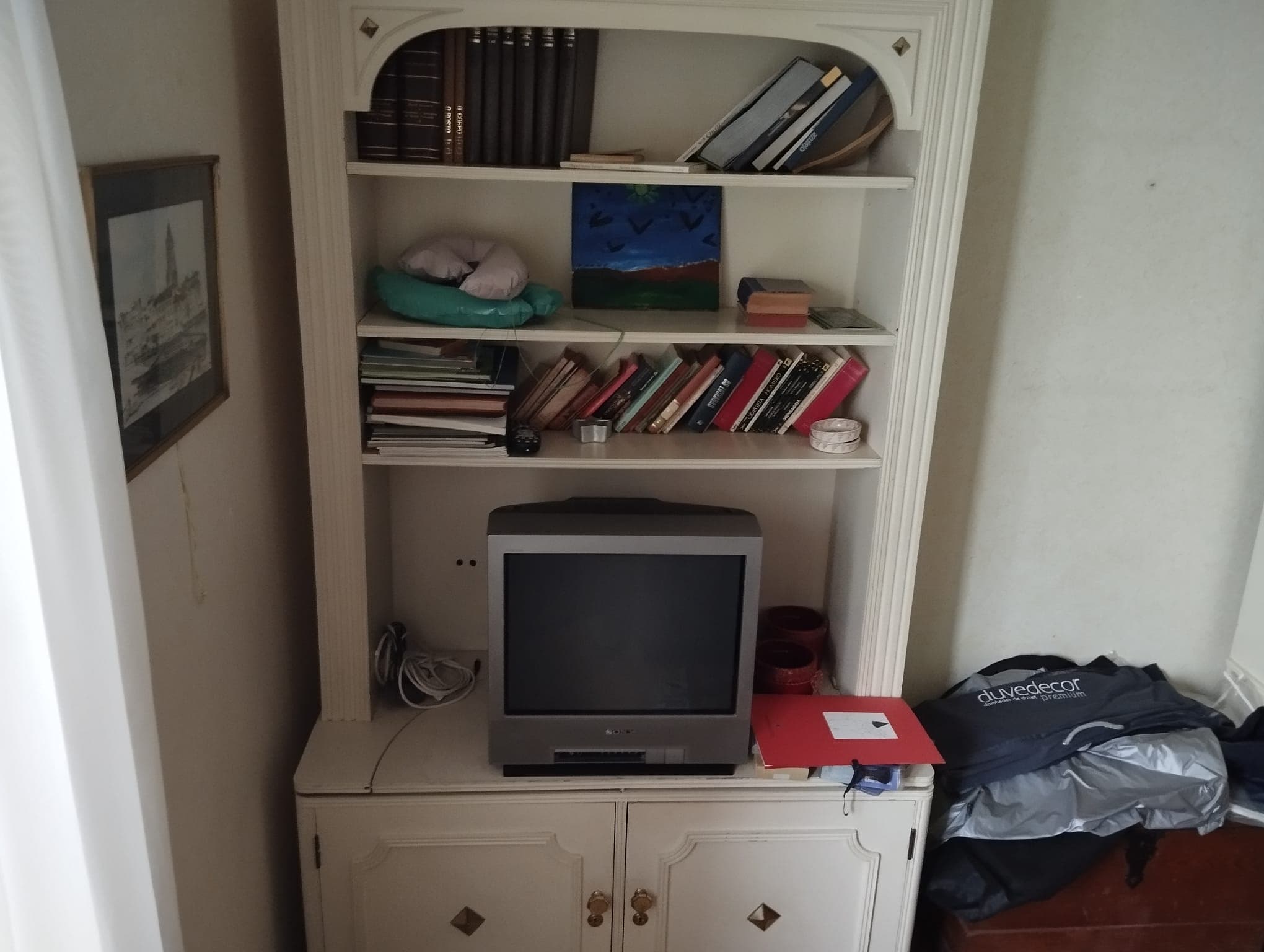 Furniture — image 44