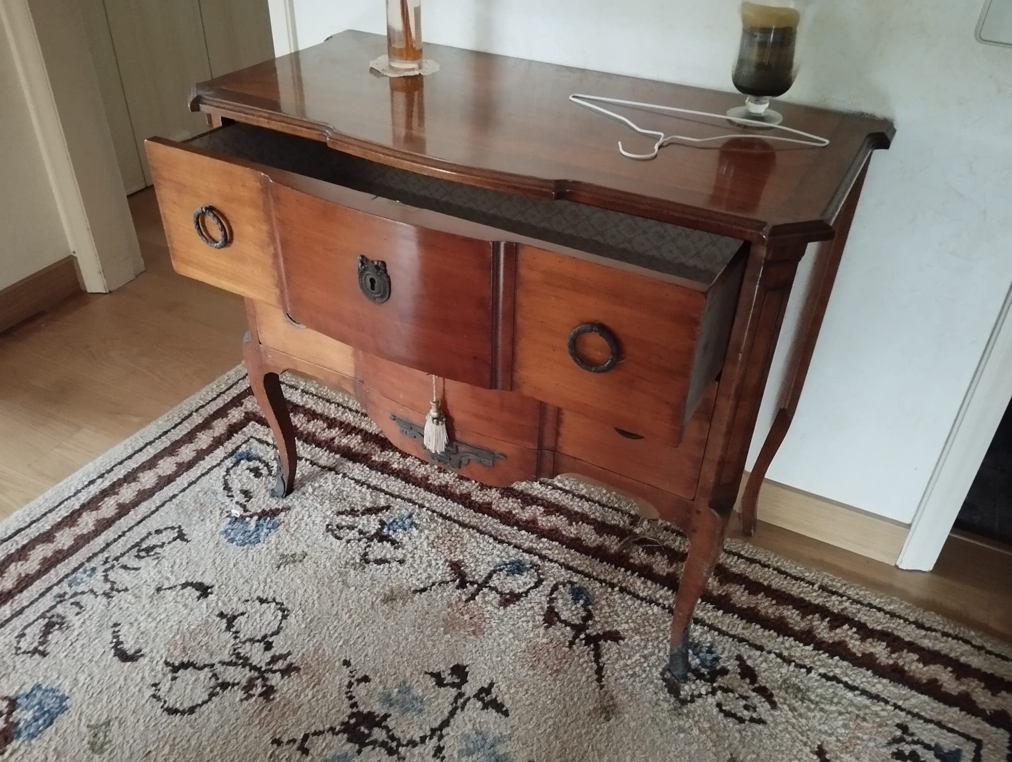Furniture — image 55