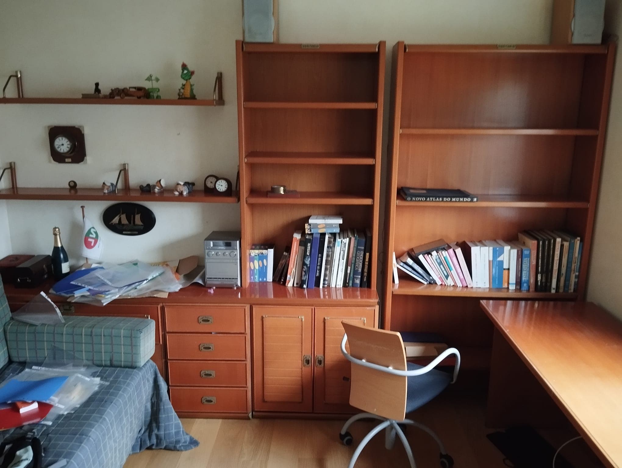 Furniture — image 65