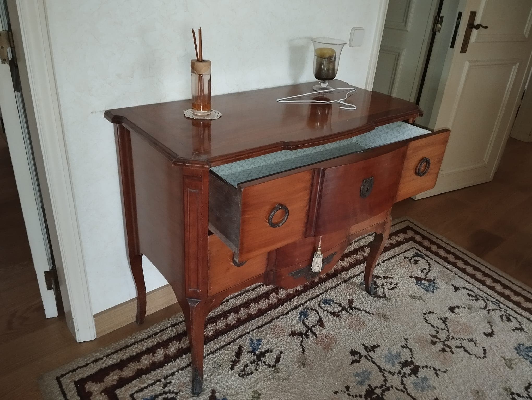 Furniture — image 56