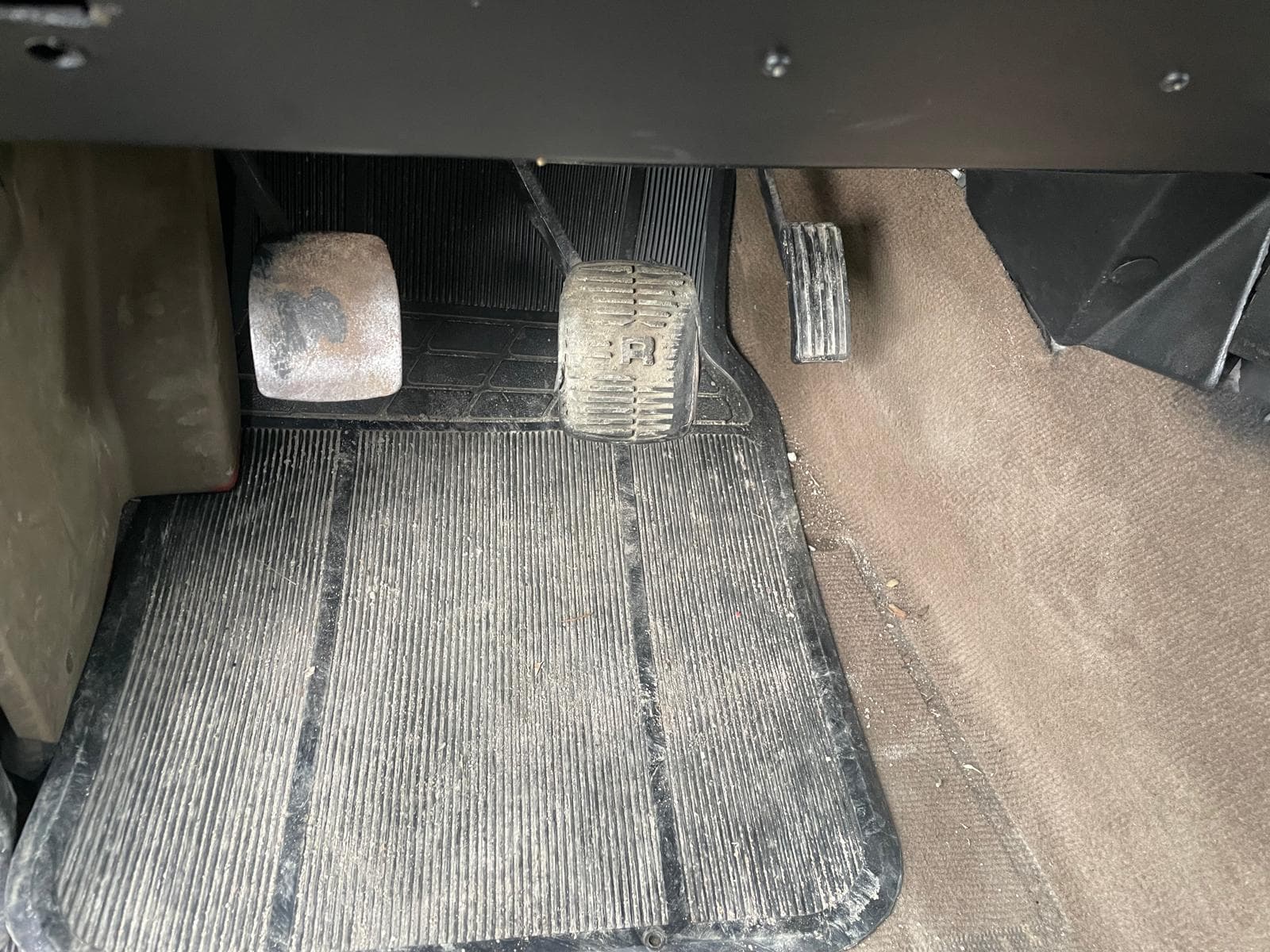 Land Rover Discovery 2.5 TDI · Ano 1996 — image 7