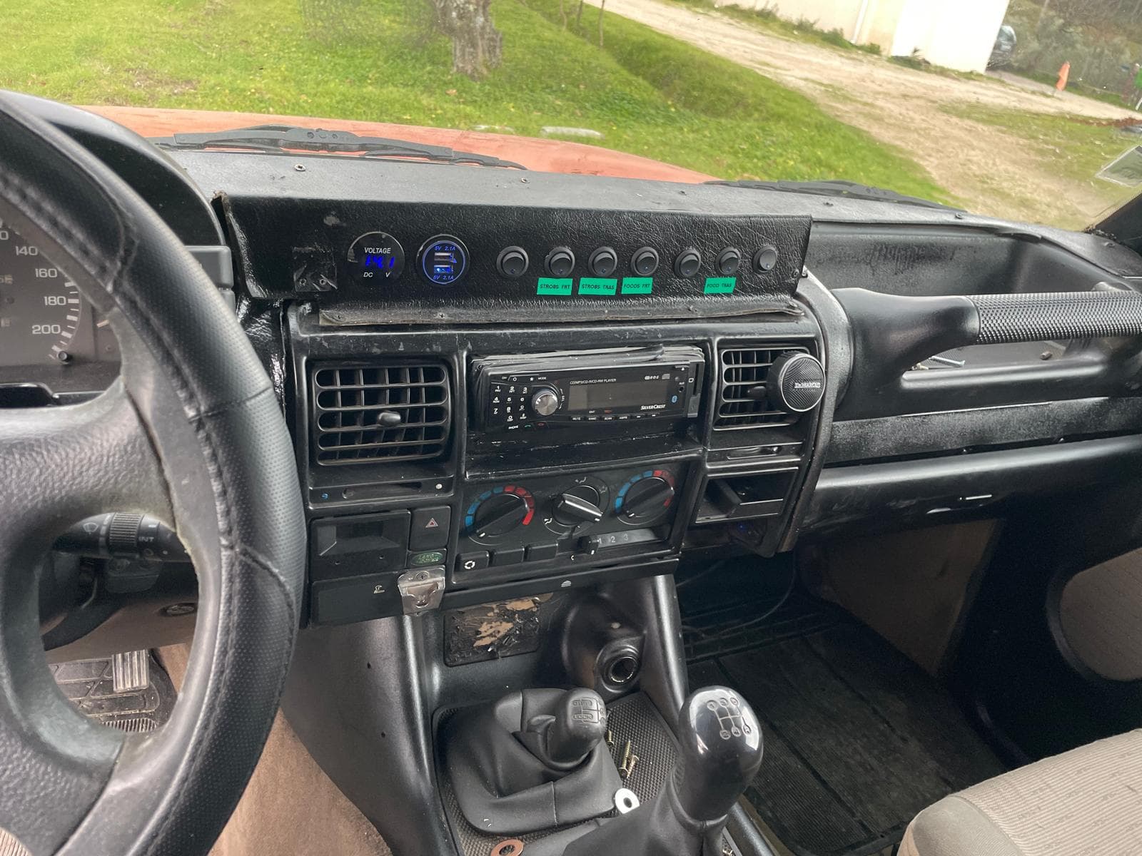 Land Rover Discovery 2.5 TDI · Ano 1996 — image 11