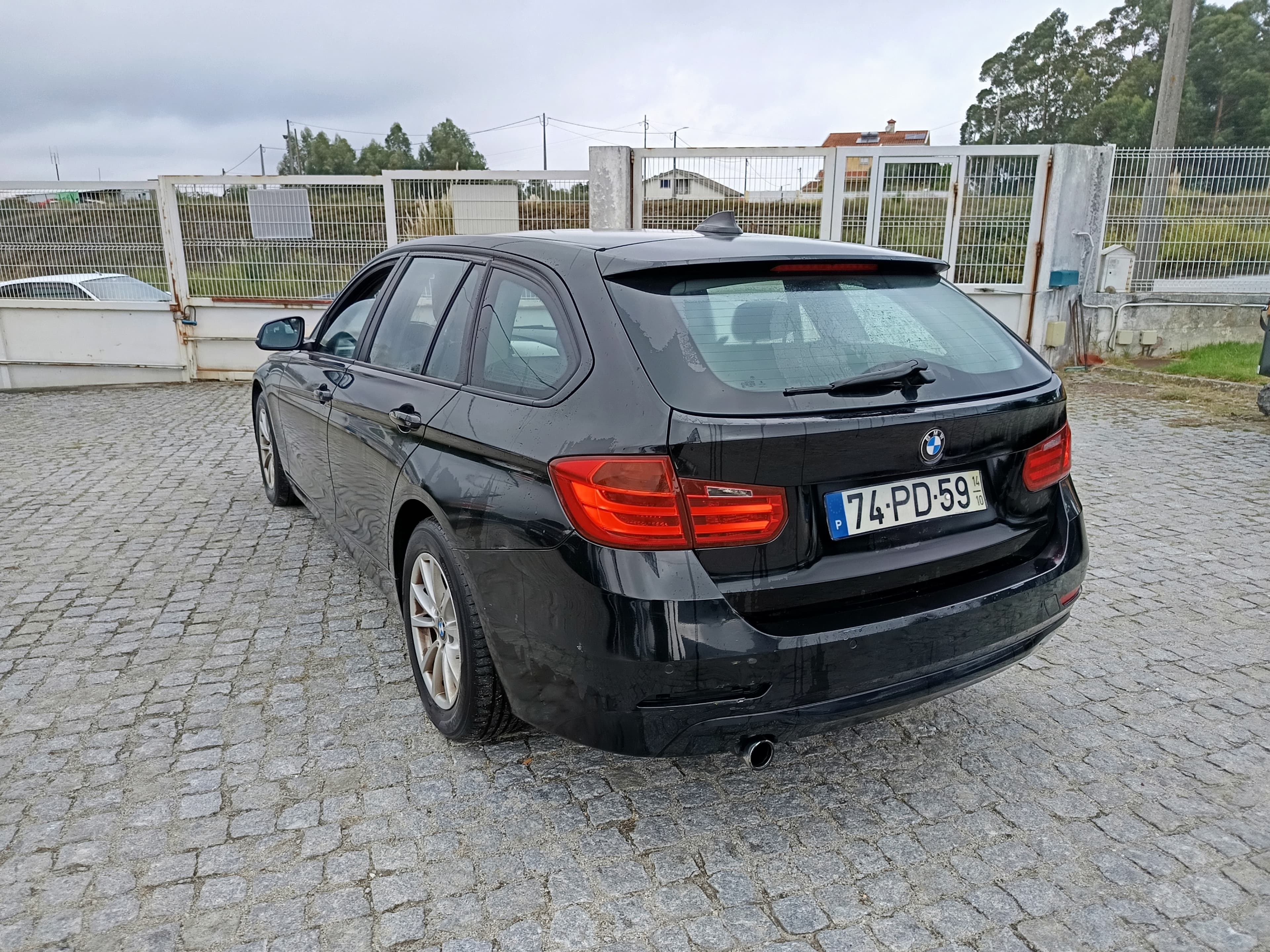 BMW 318d · Ano 2014 — image 5