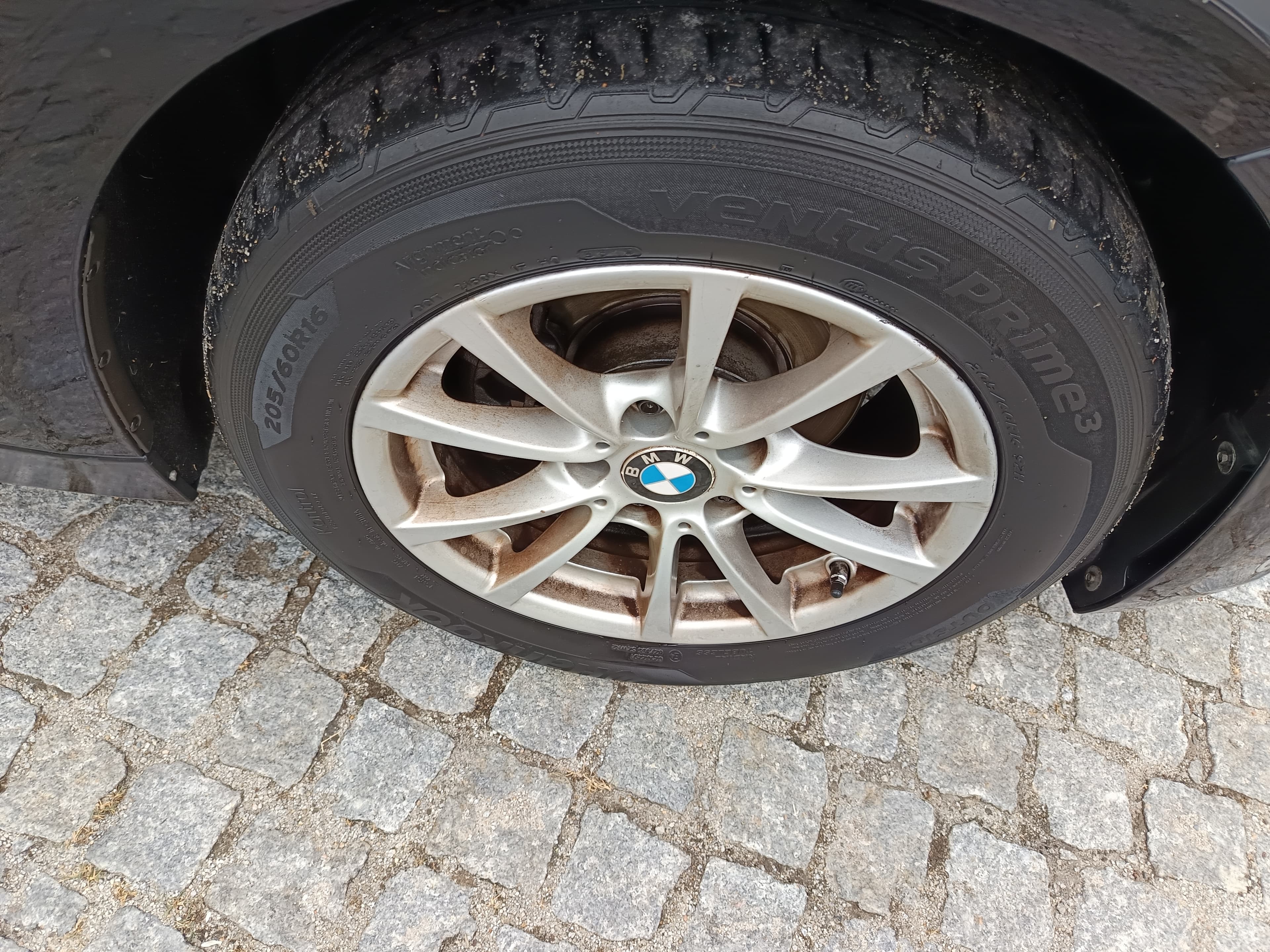 BMW 318d · Ano 2014 — image 9